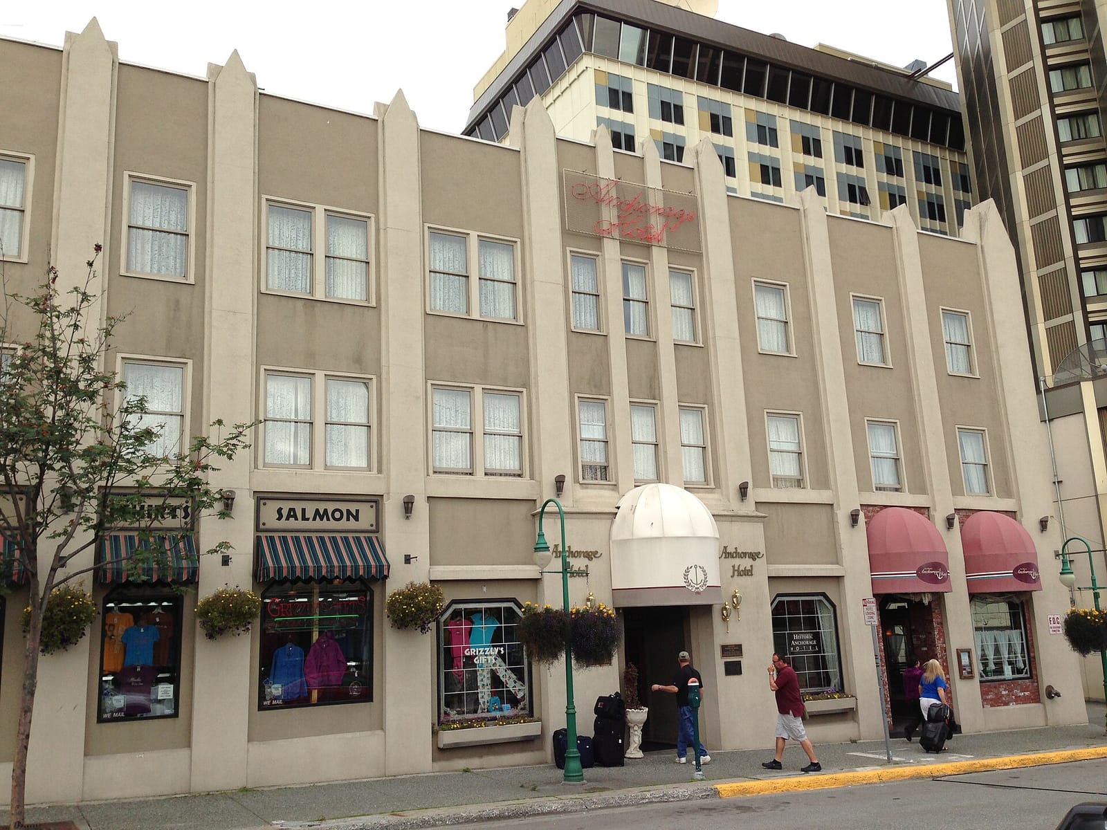 Urban Wilderness Alaskan Fare Coffee & Tea photo 4