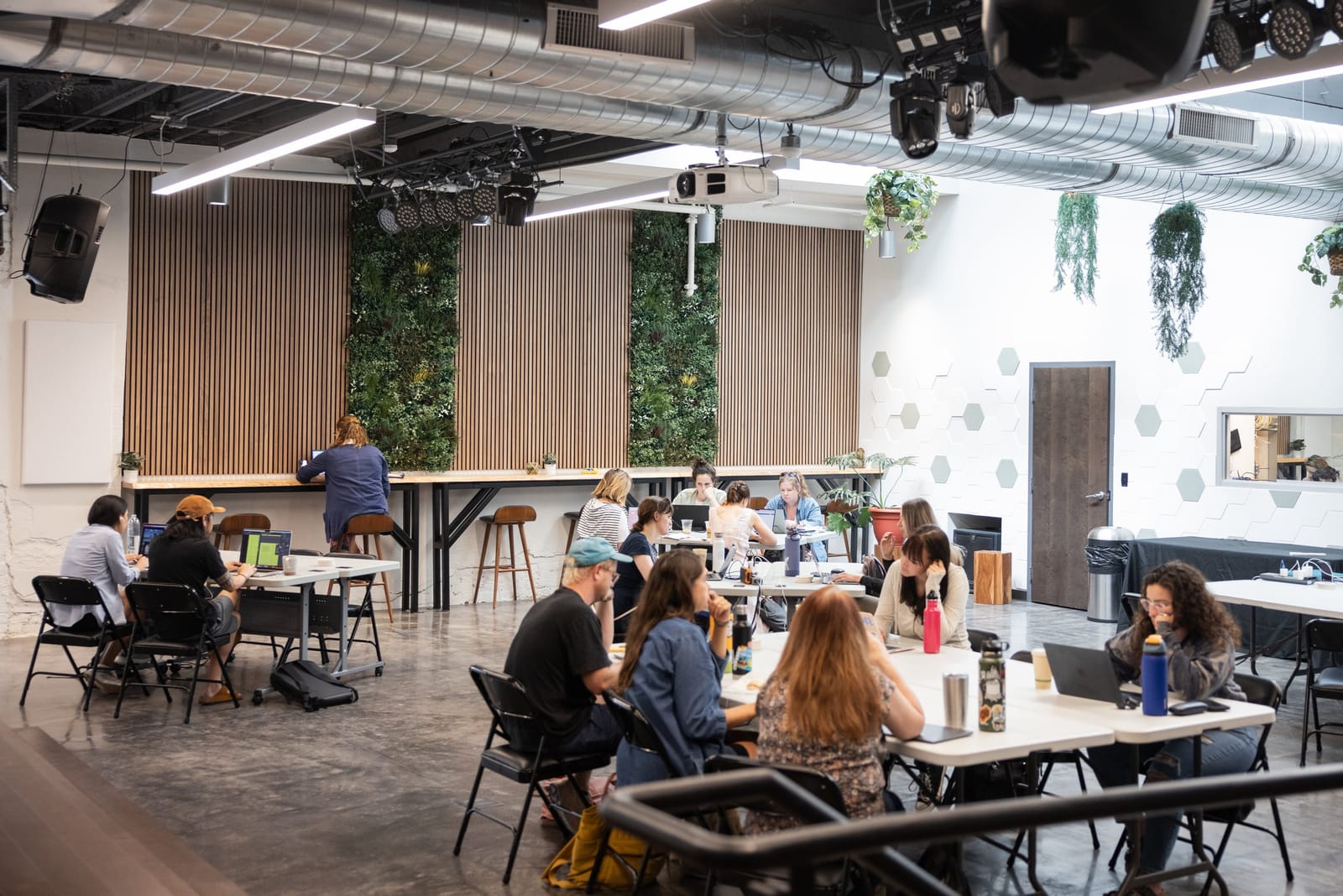 Cahoots Coworking photo 7
