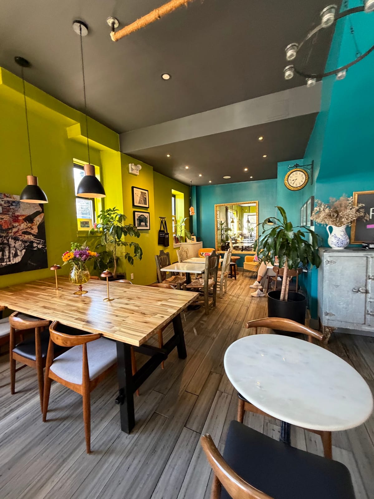 Cafe 9