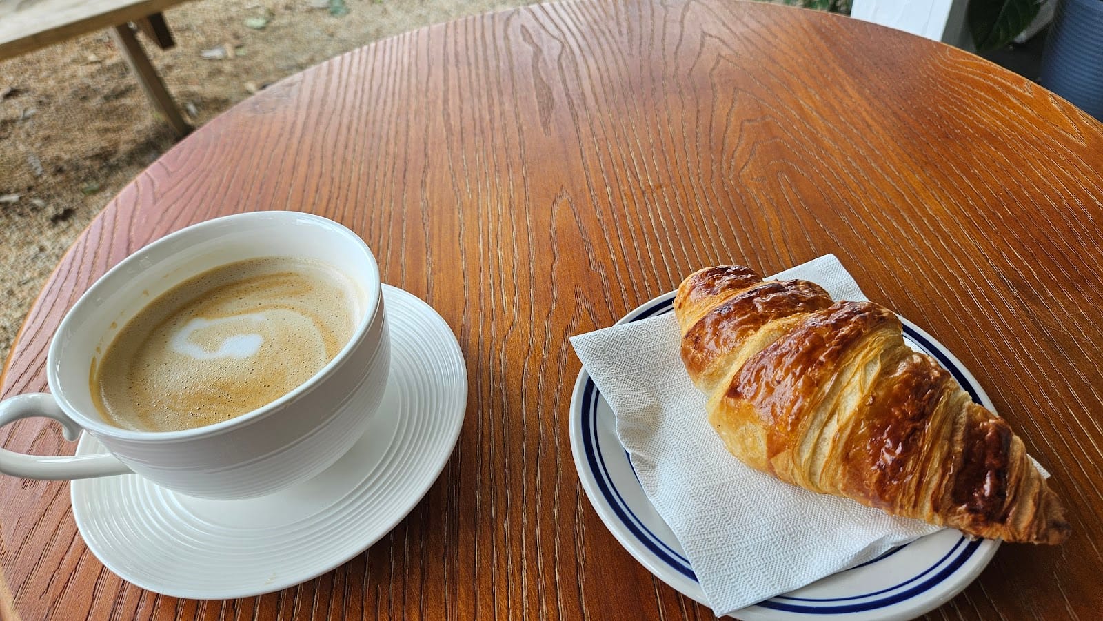 Alice Poulain Cafe