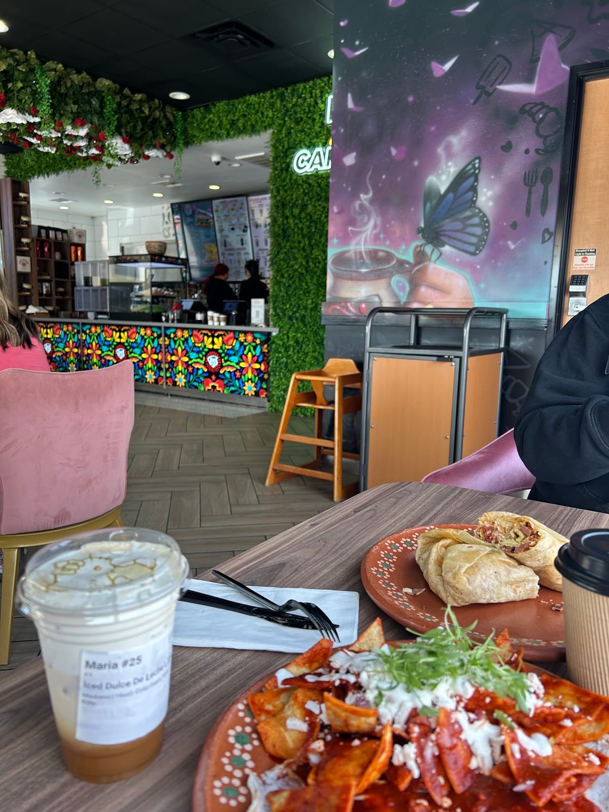 Con Azúcar Café Bakersfield,CA