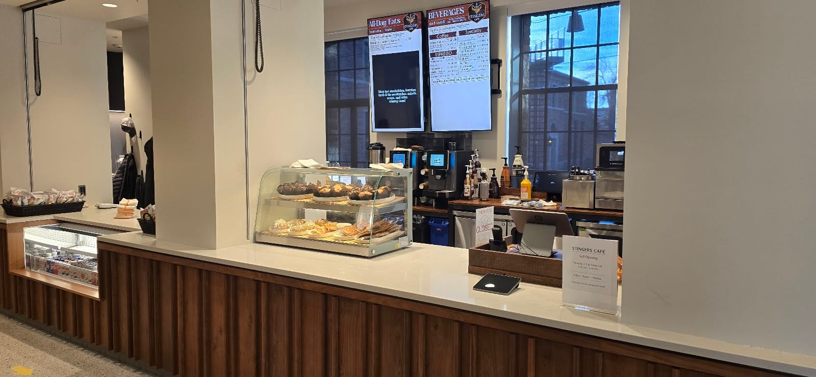 Stingers Café @ Hellems