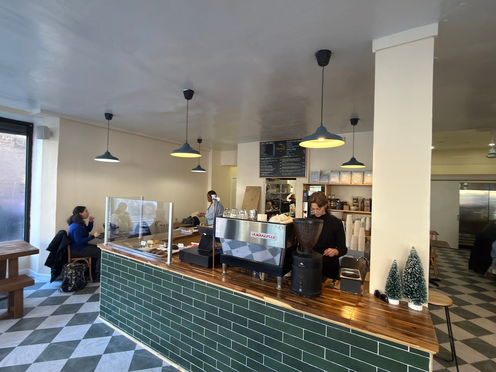 Ouma All Day Cafe