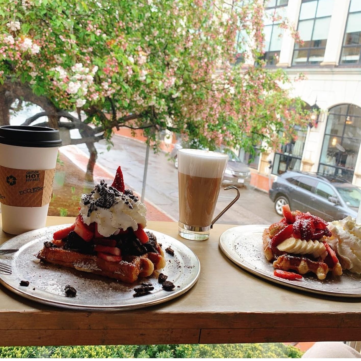 Zinneken's Belgian waffles