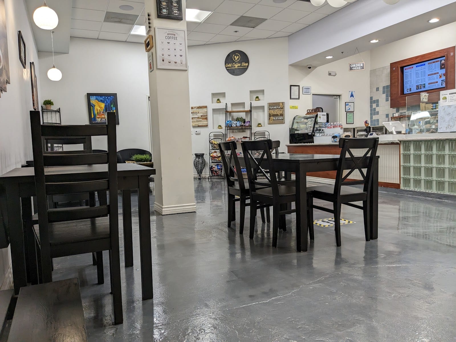 Gold Coffee Shop