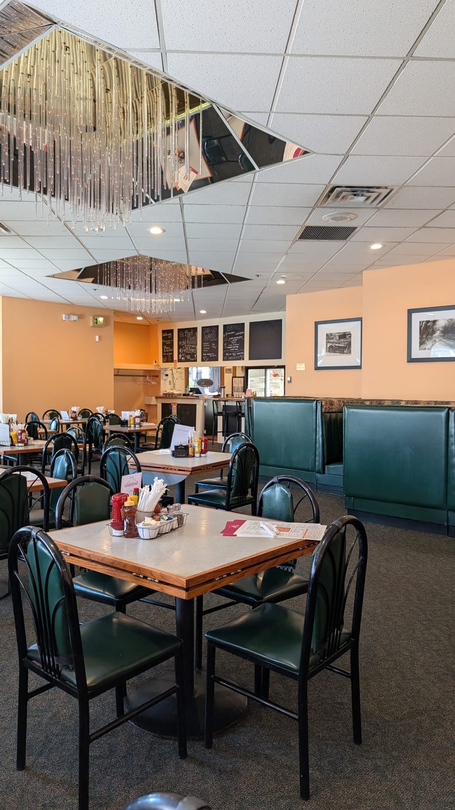Willow Creek Cafe