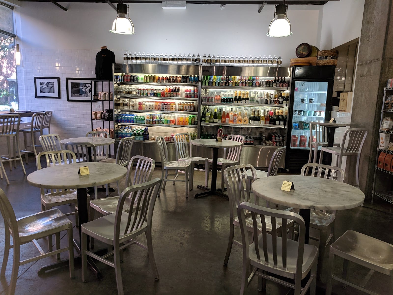 Caviar & Bananas - Gourmet Market & Cafe