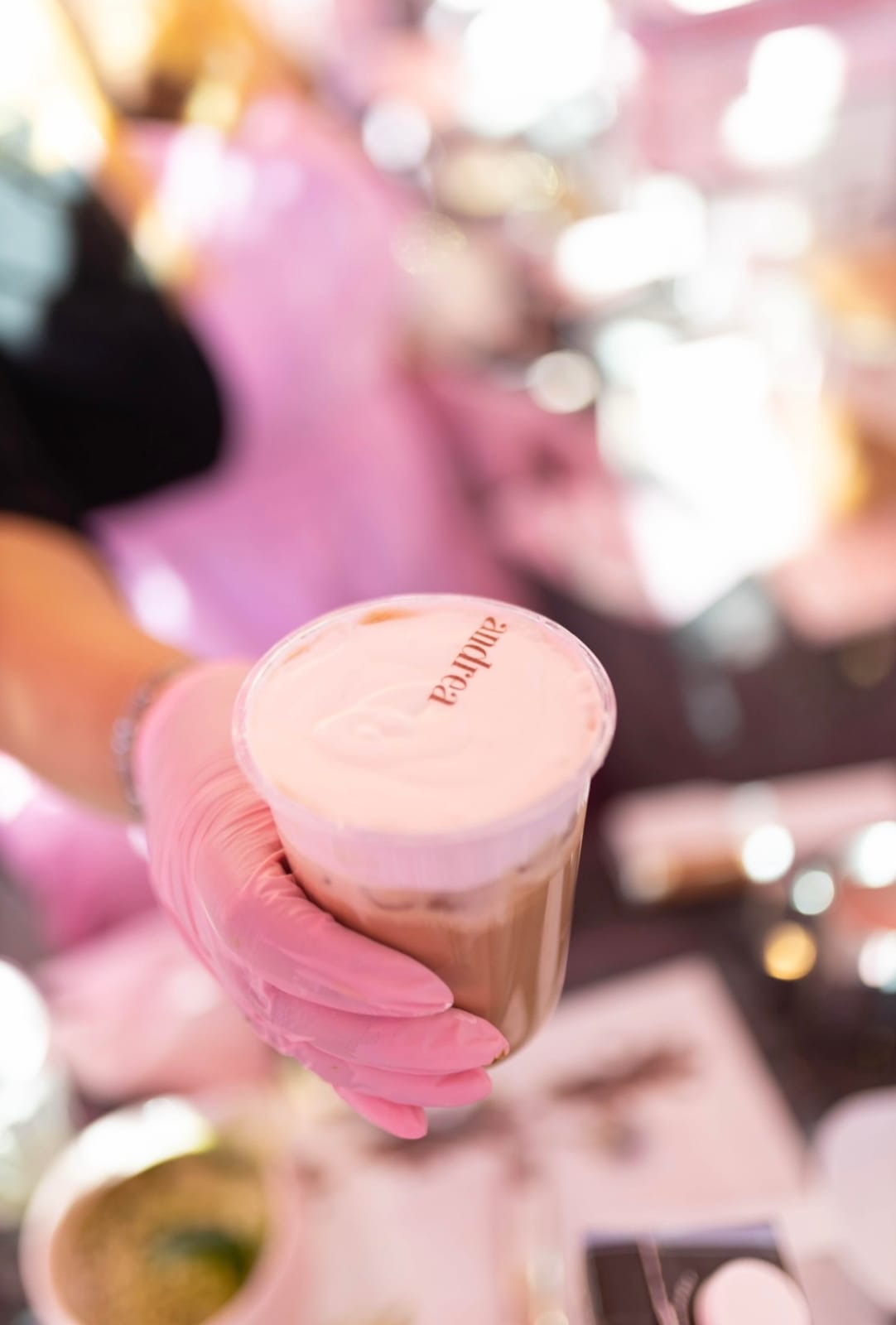 Glowgirl Café