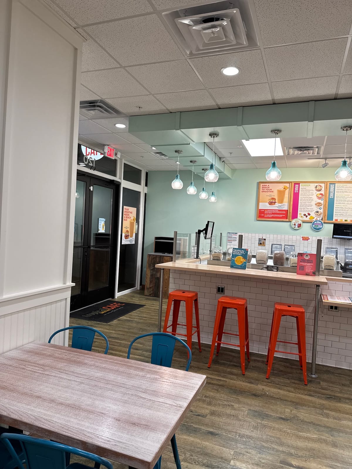 Tropical Smoothie Cafe