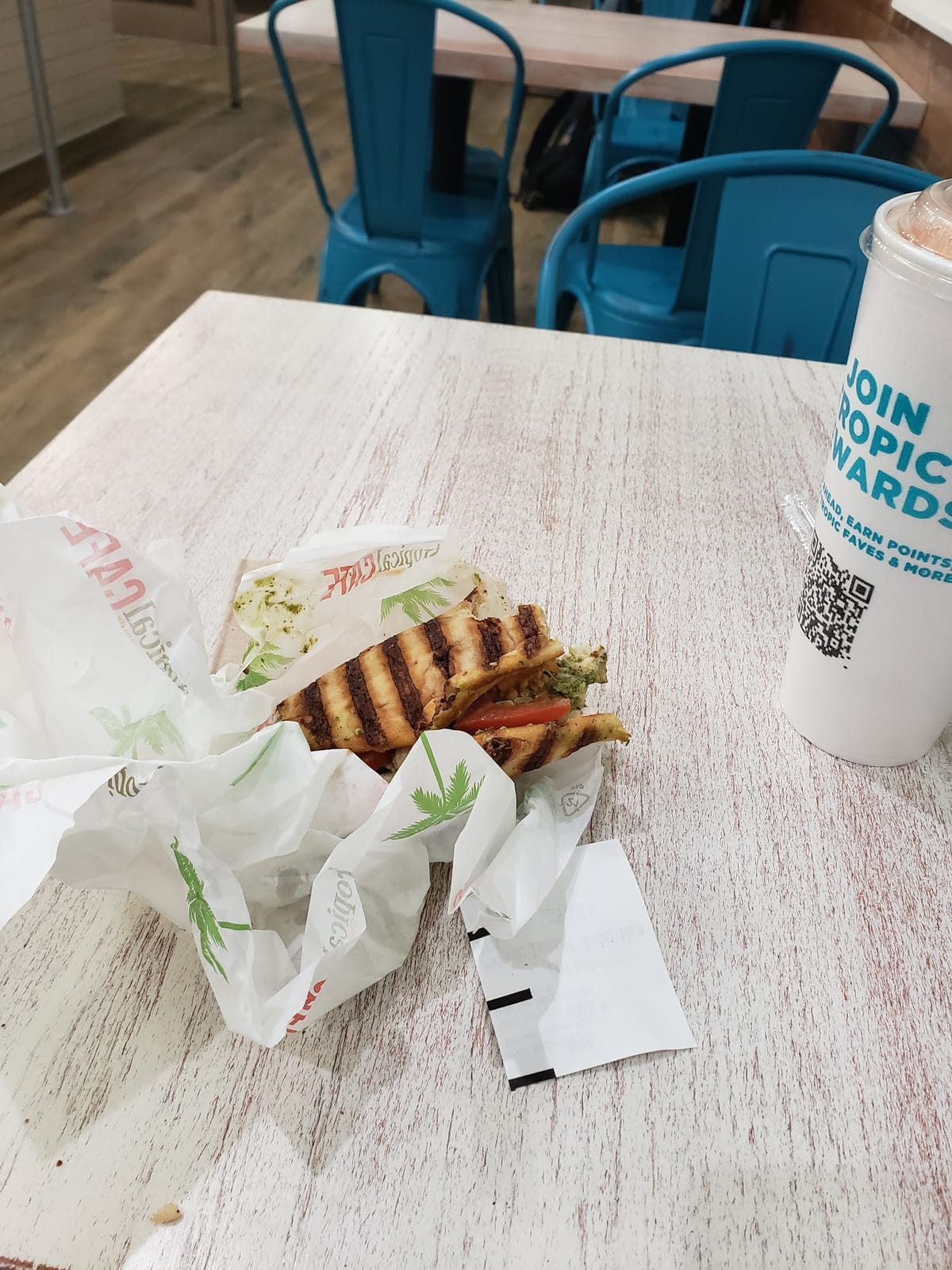 Tropical Smoothie Cafe