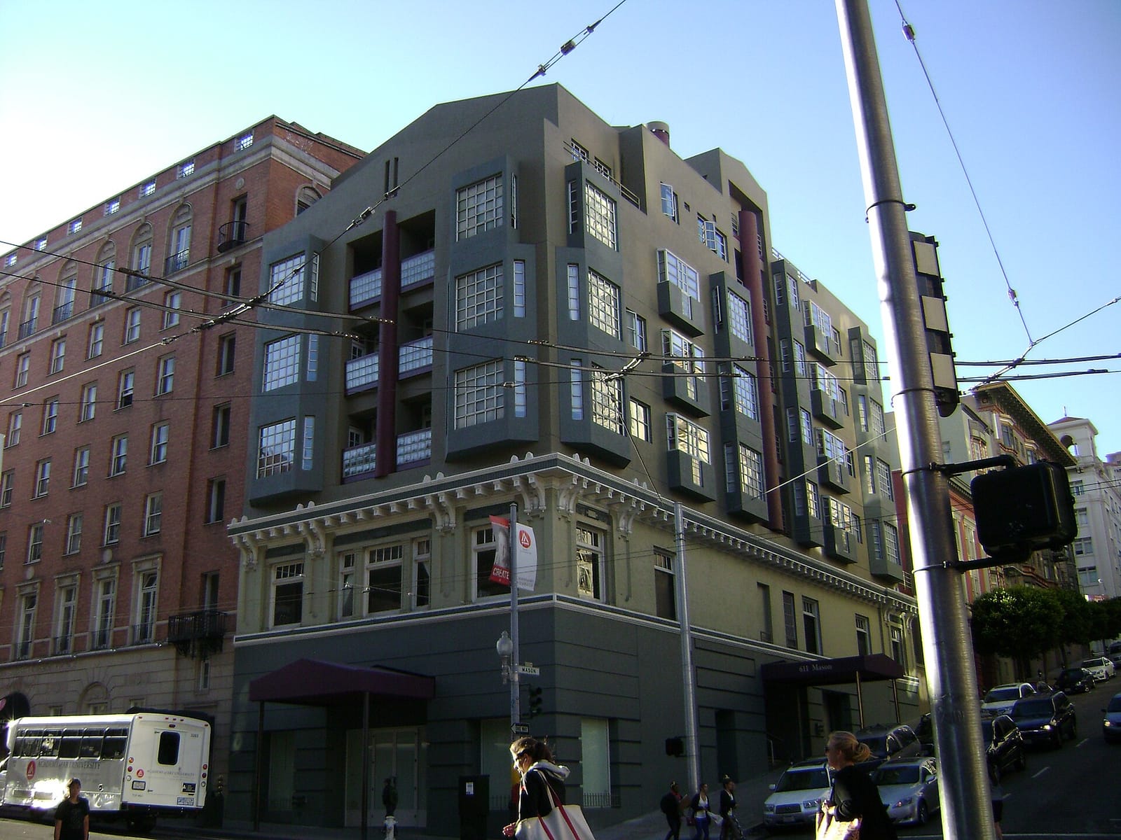 Bluestone Lane Theatre District Coffee Shop photo 4