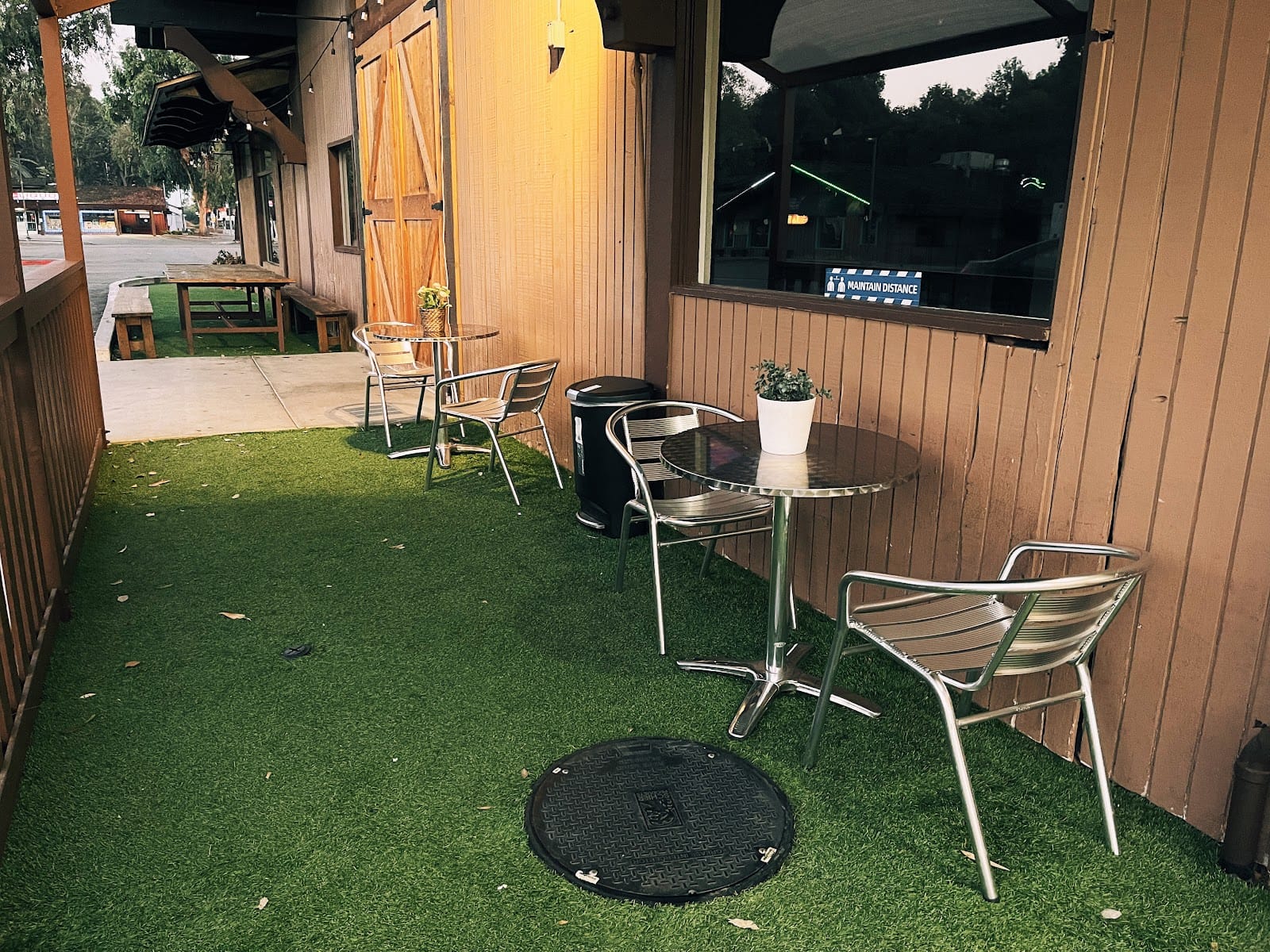 Blue Luna Cafe & Deli