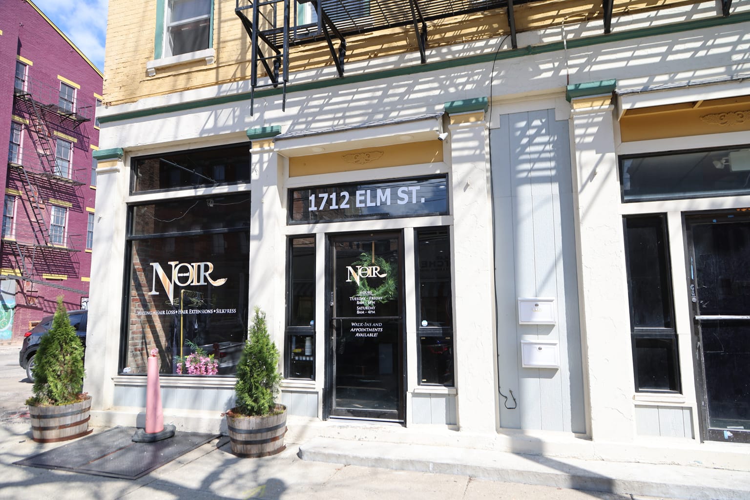 Noir Hair Cafe'