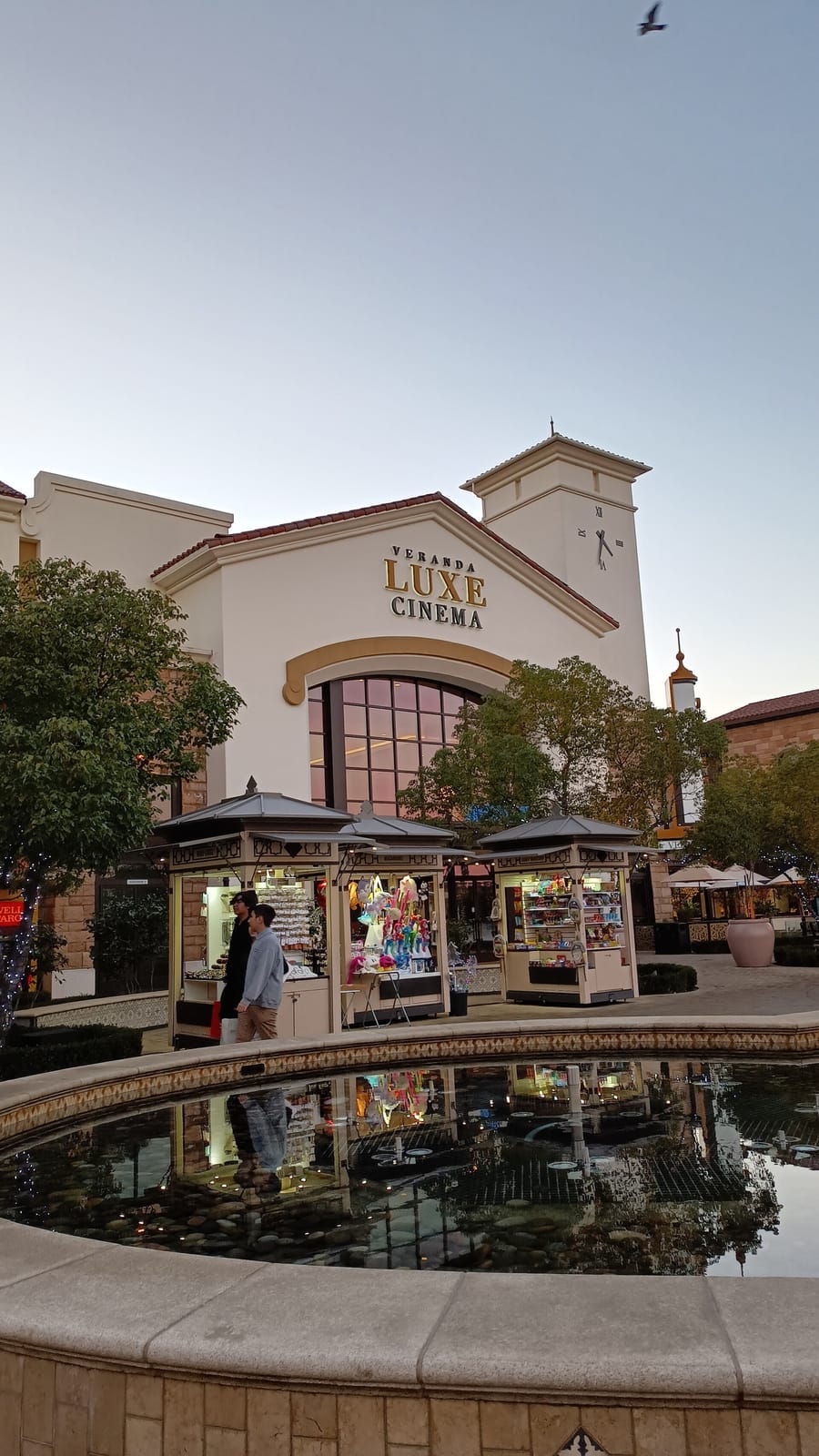 Barnes & Noble photo 2