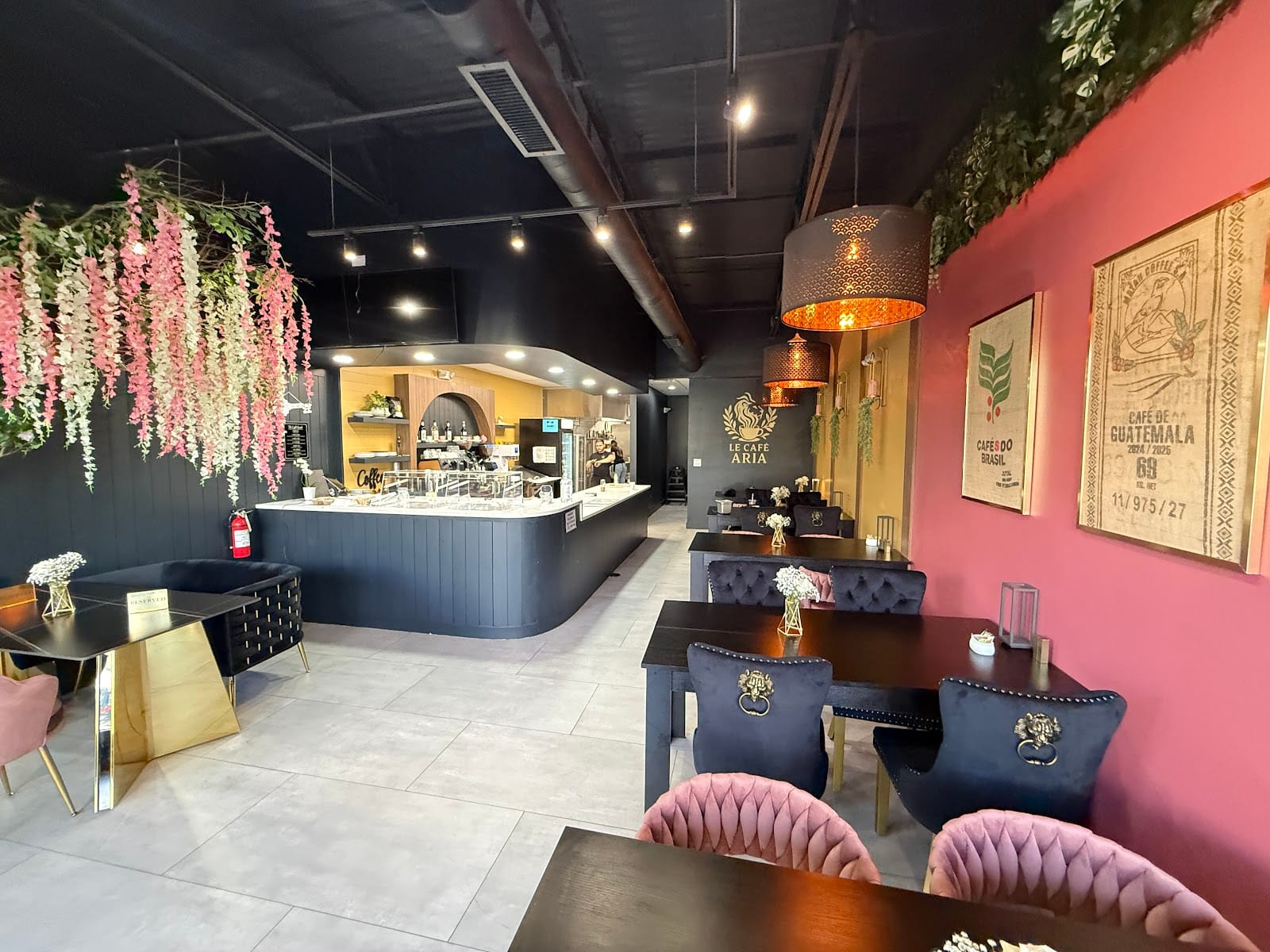 Le Cafe Aria