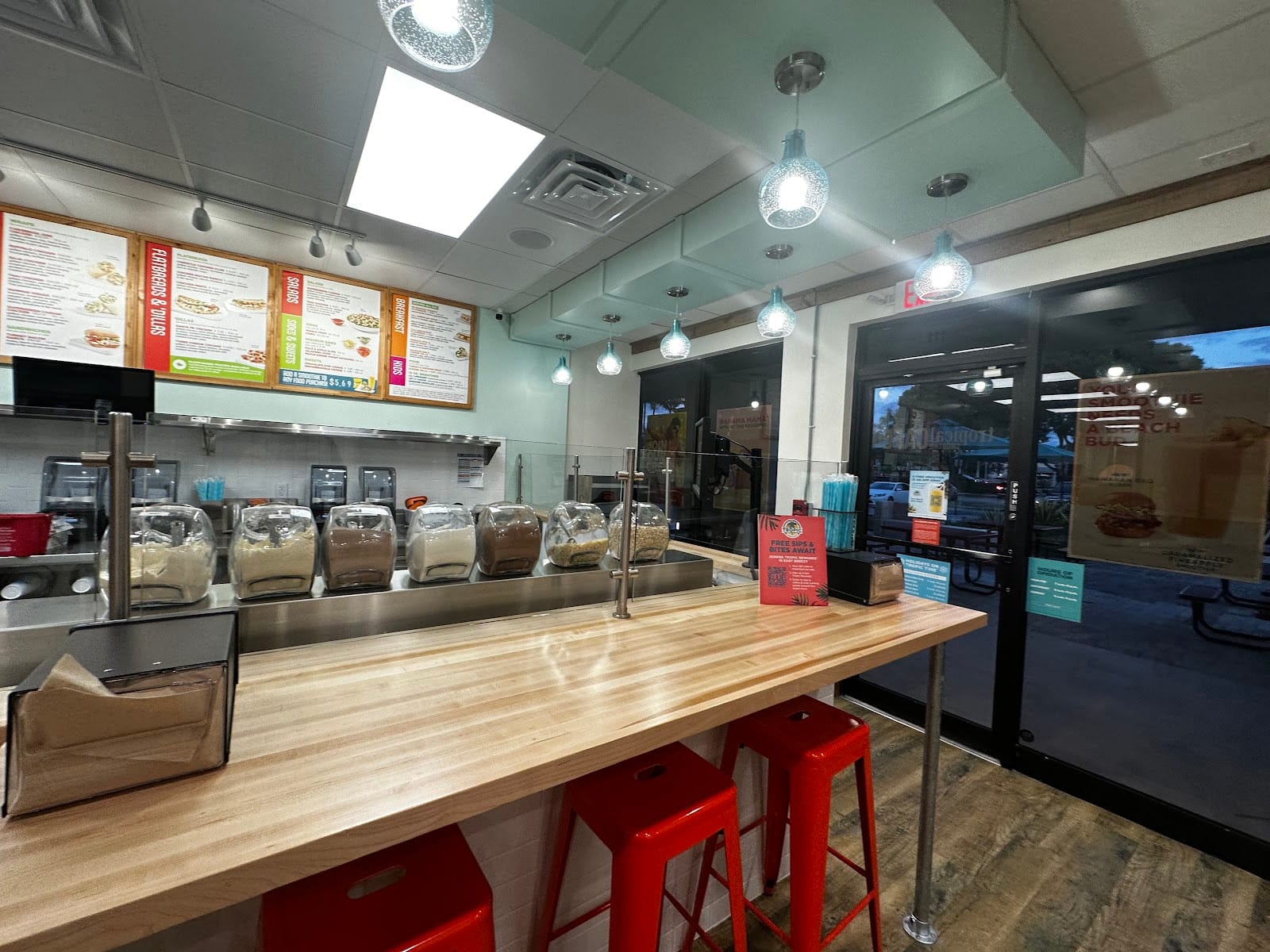 Tropical Smoothie Cafe