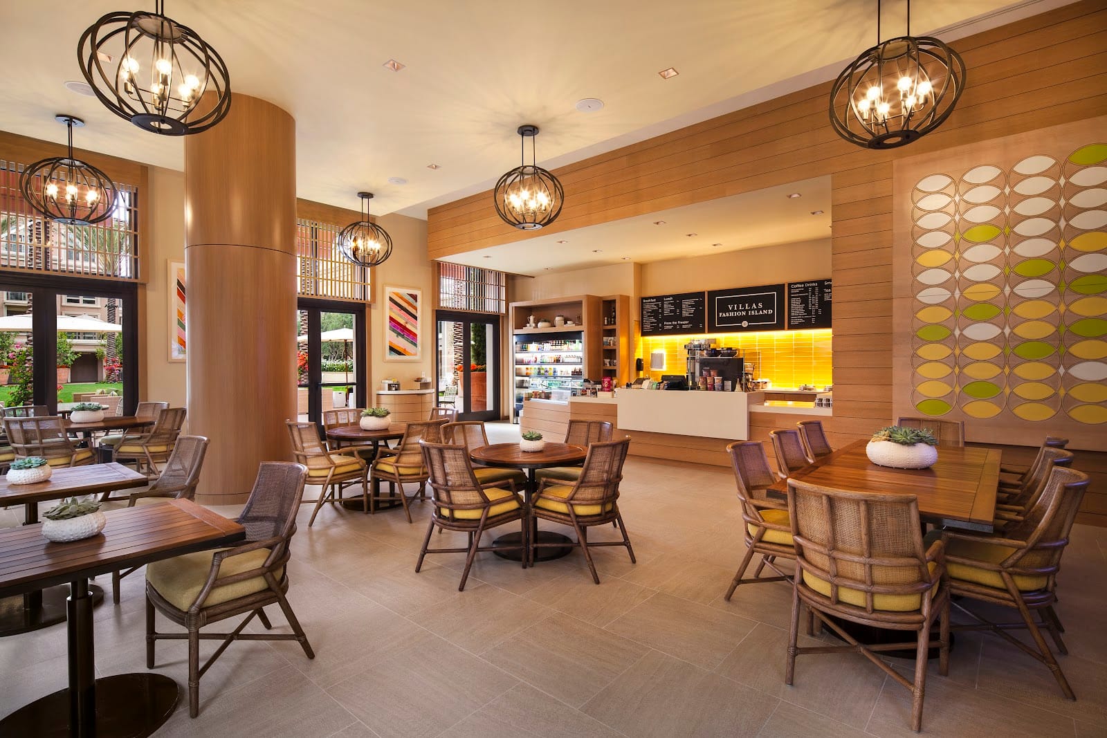 Villas Fashion Island Cafe
