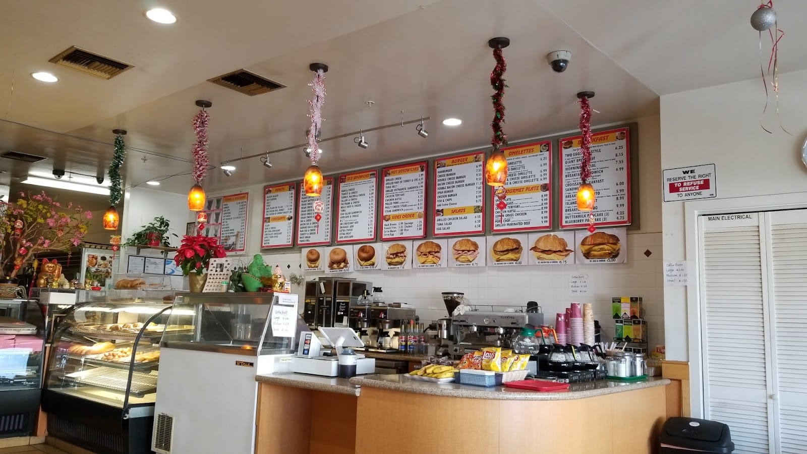 Lucky's Bakery & Cafe