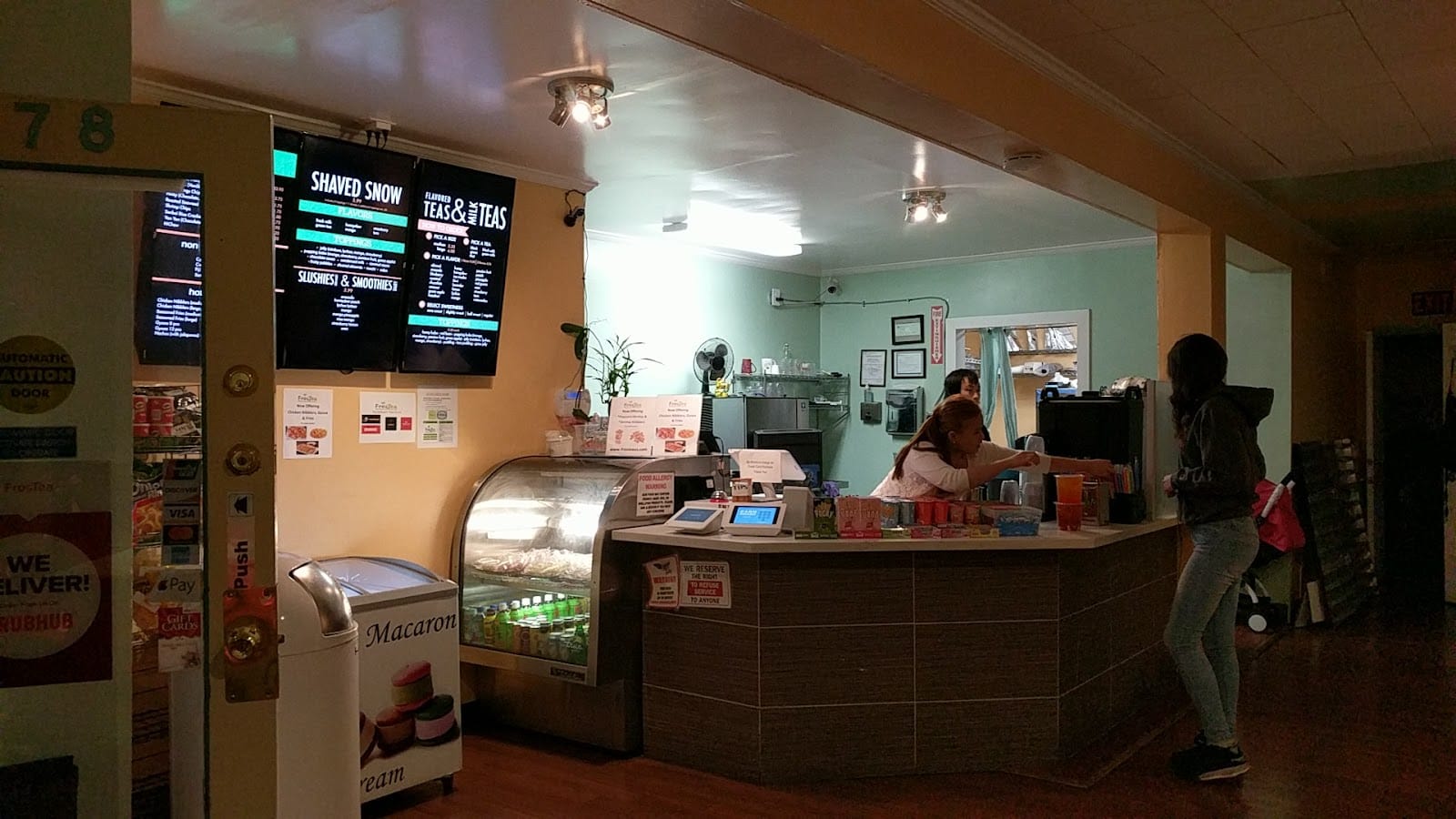 FrosTea Boba Tea and Shaved Snow Cafe