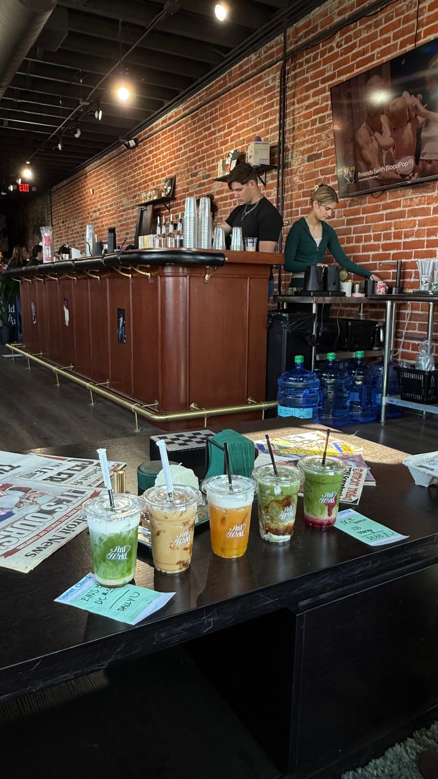 sml wrld cafe