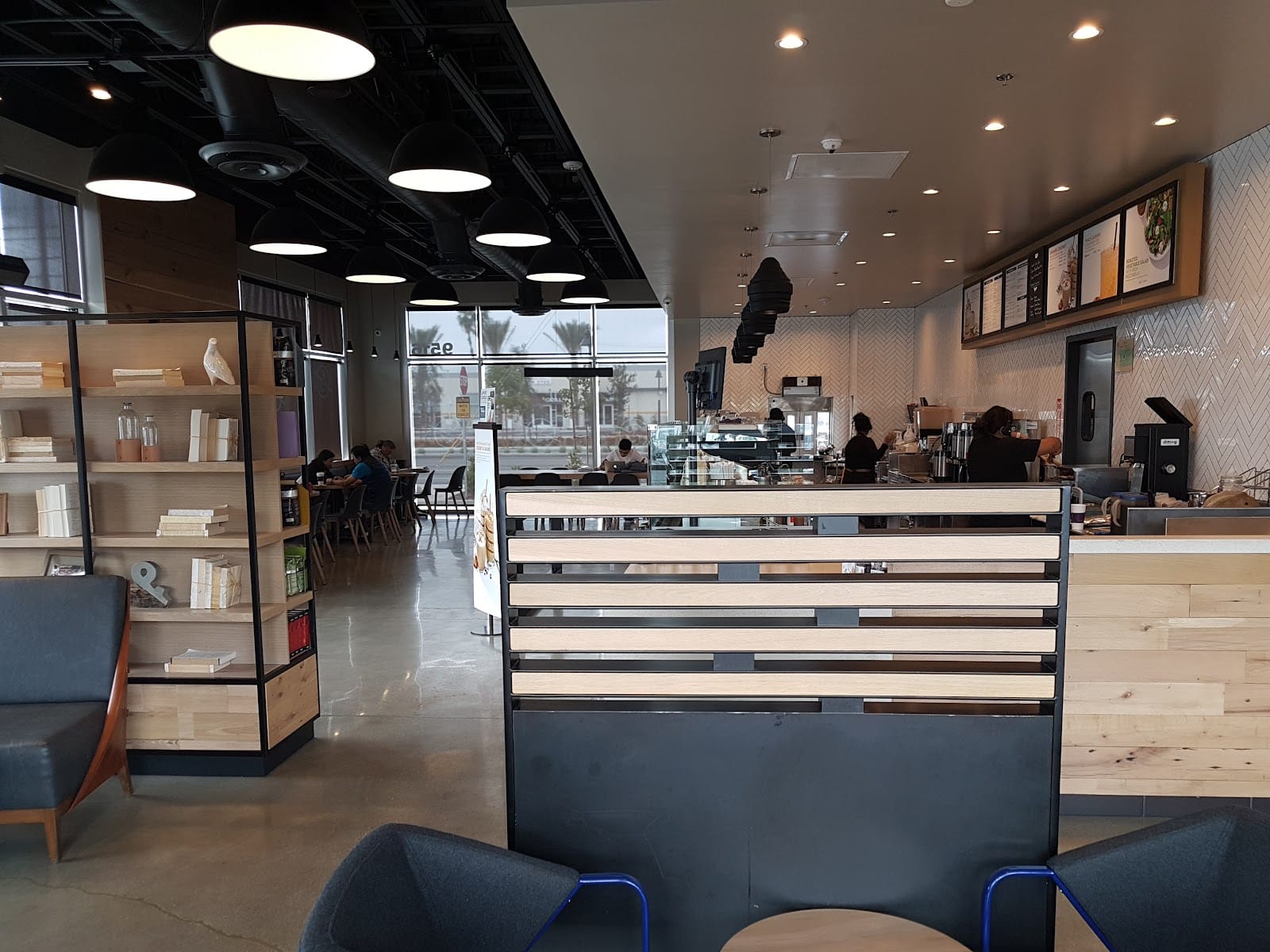 The Coffee Bean & Tea Leaf