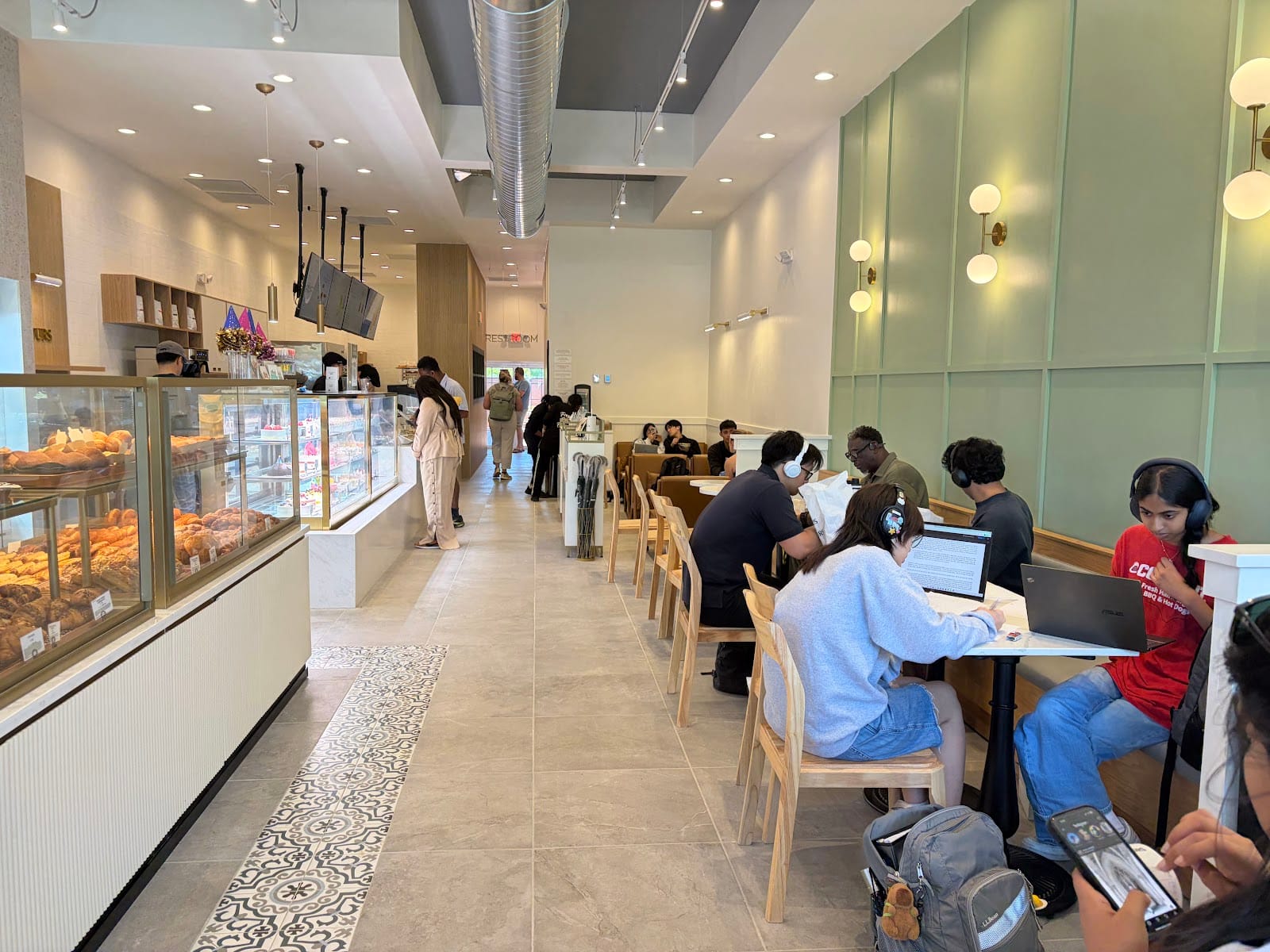 Tous les Jours Bakery Café - Durham
