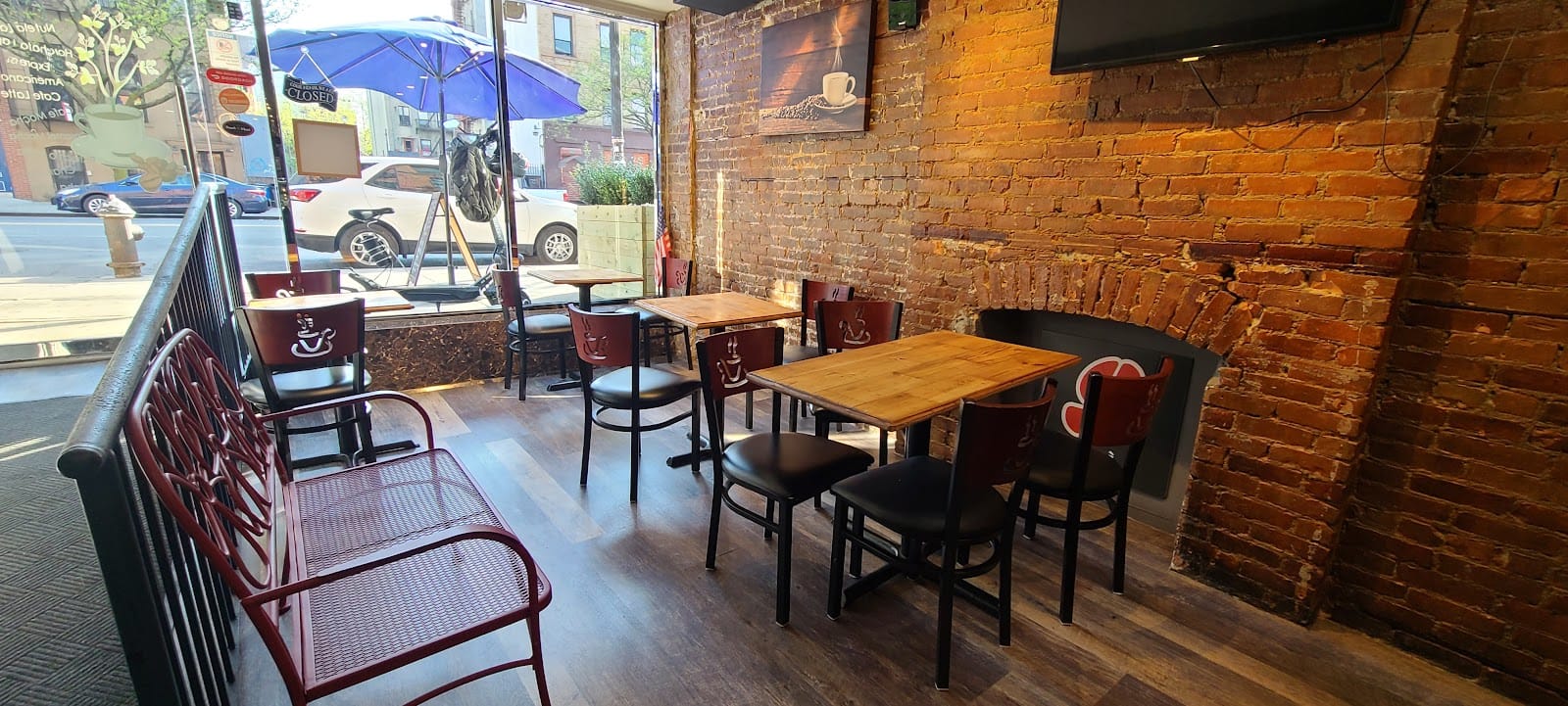 Azalea Café
