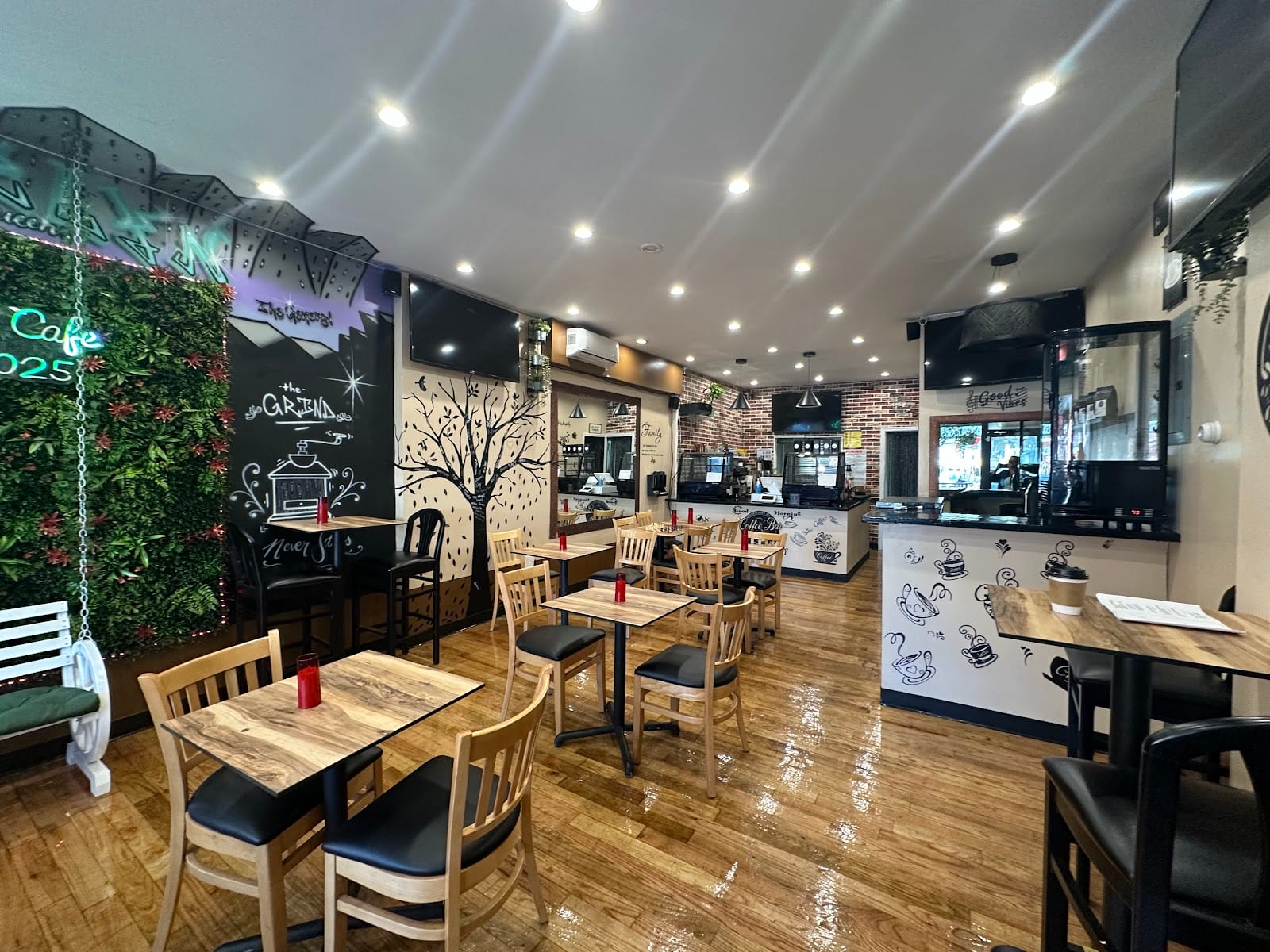 Grind Hard Cafe L:LC