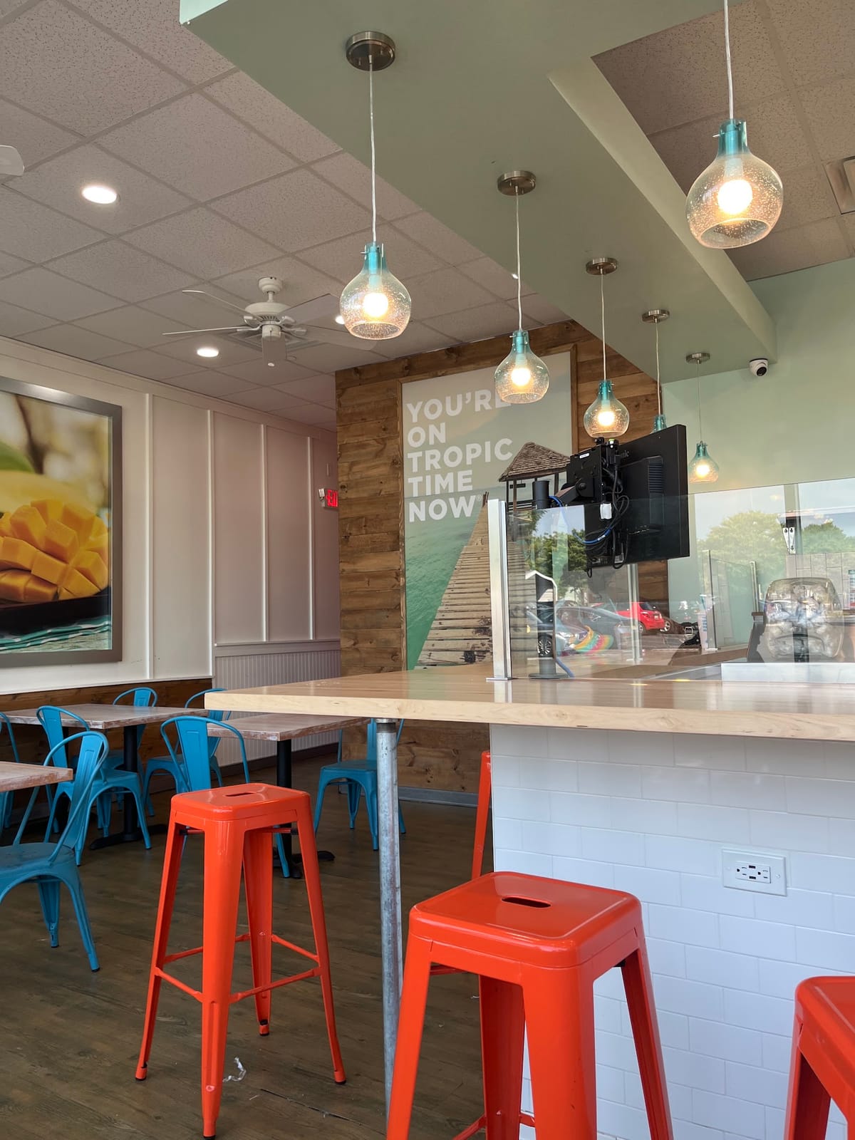 Tropical Smoothie Cafe