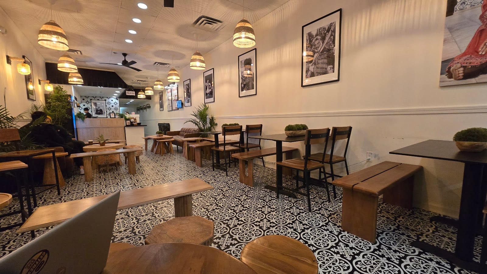 Chai Chenak Cafe