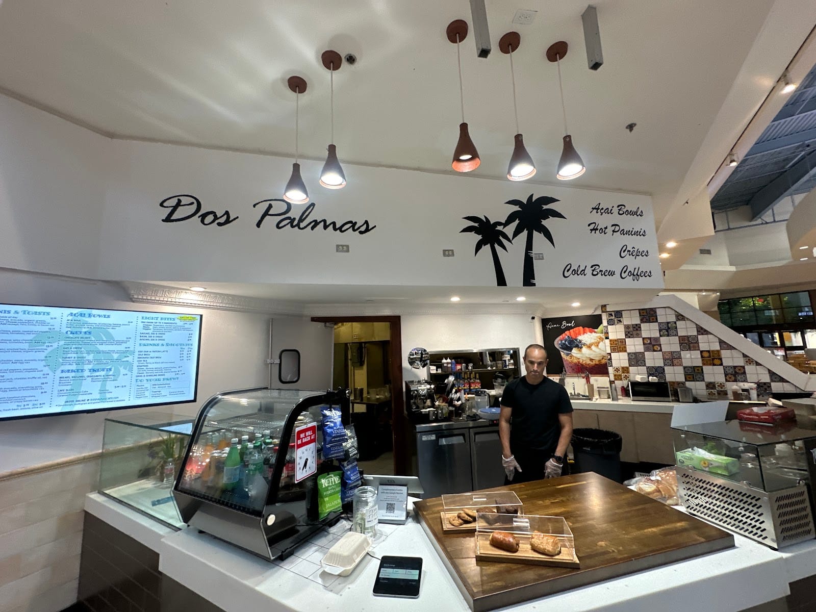 Dos Palmas Cafe - Parkway Plaza