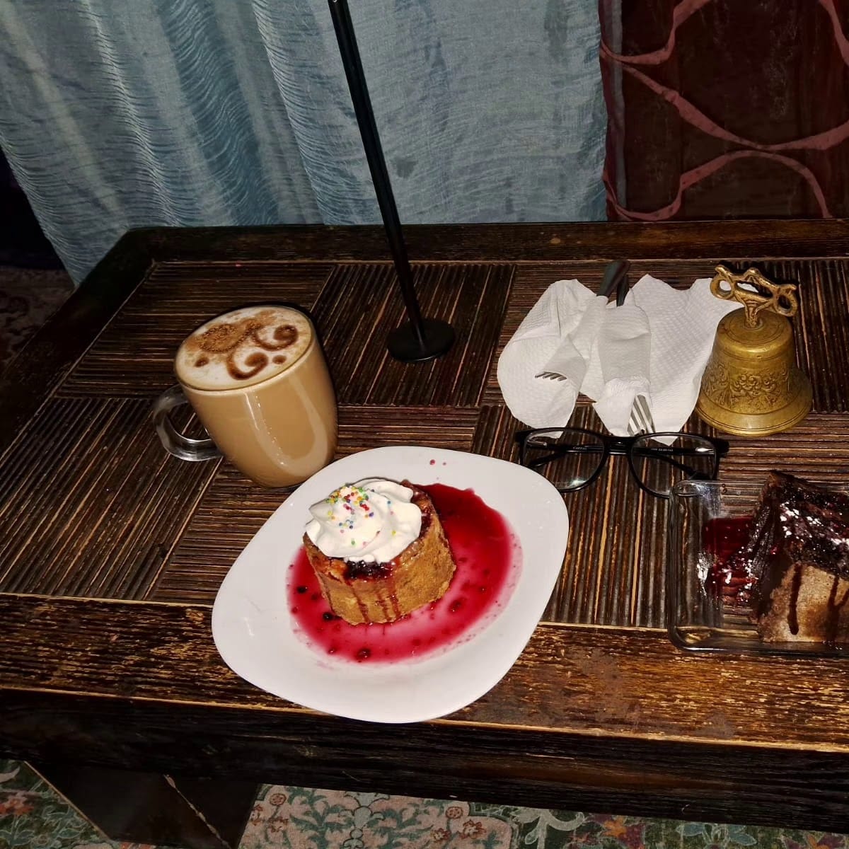 Kabrishka Café