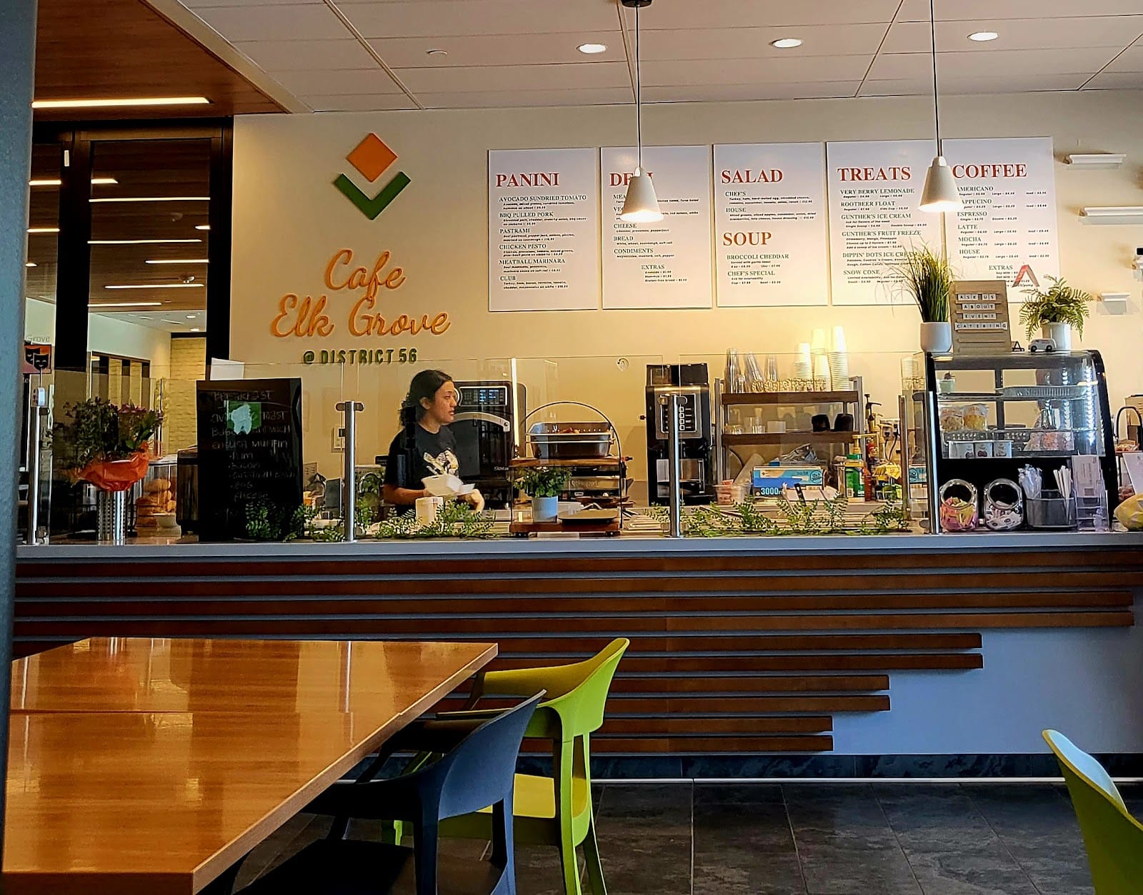 Cafe Elk Grove