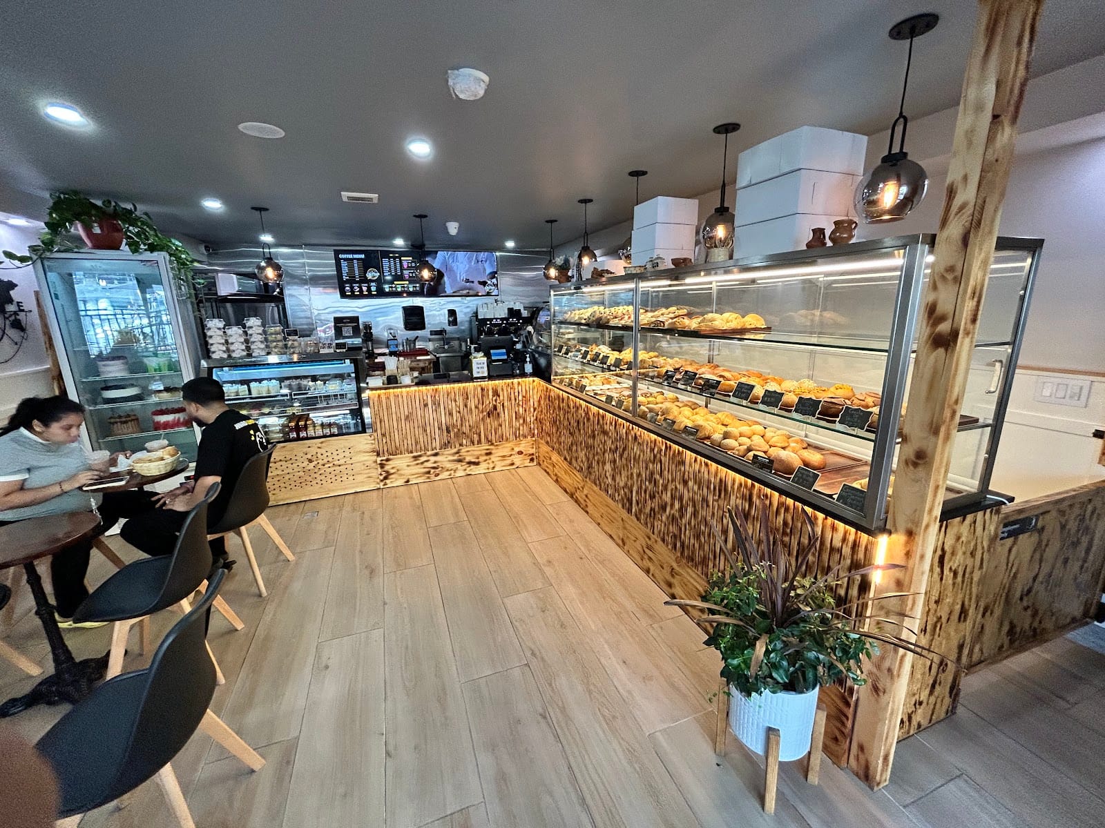 CO PAN BAKERY & CAFÉ