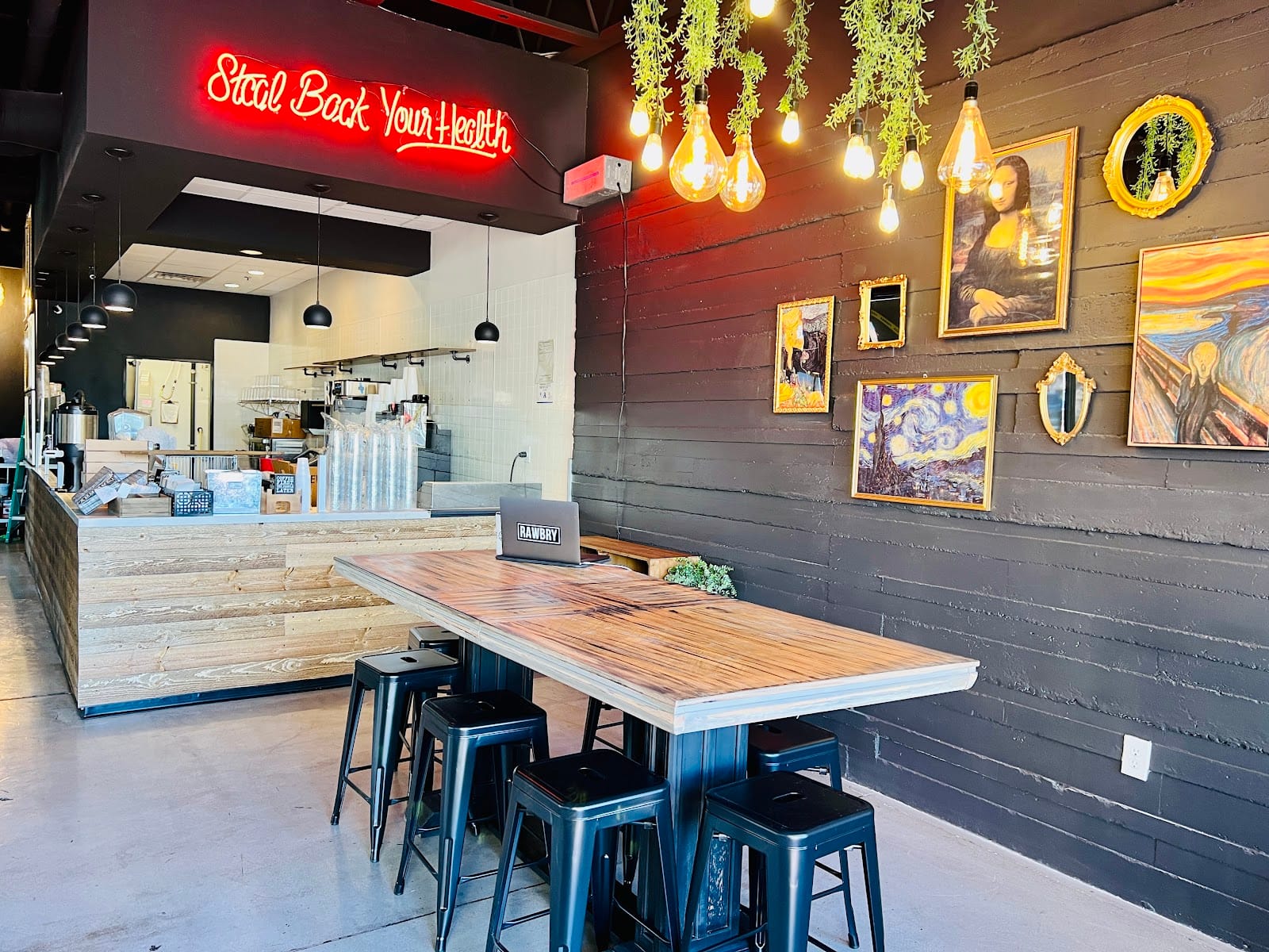 RAWBRY Juice Bar, Acai & Cafe