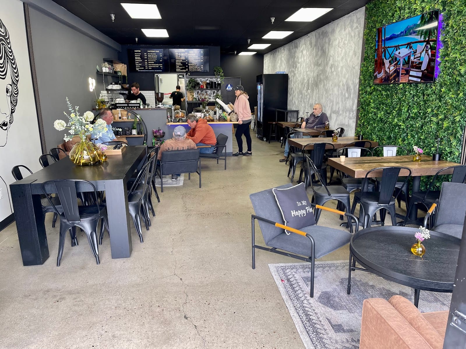 Mika's Cafe