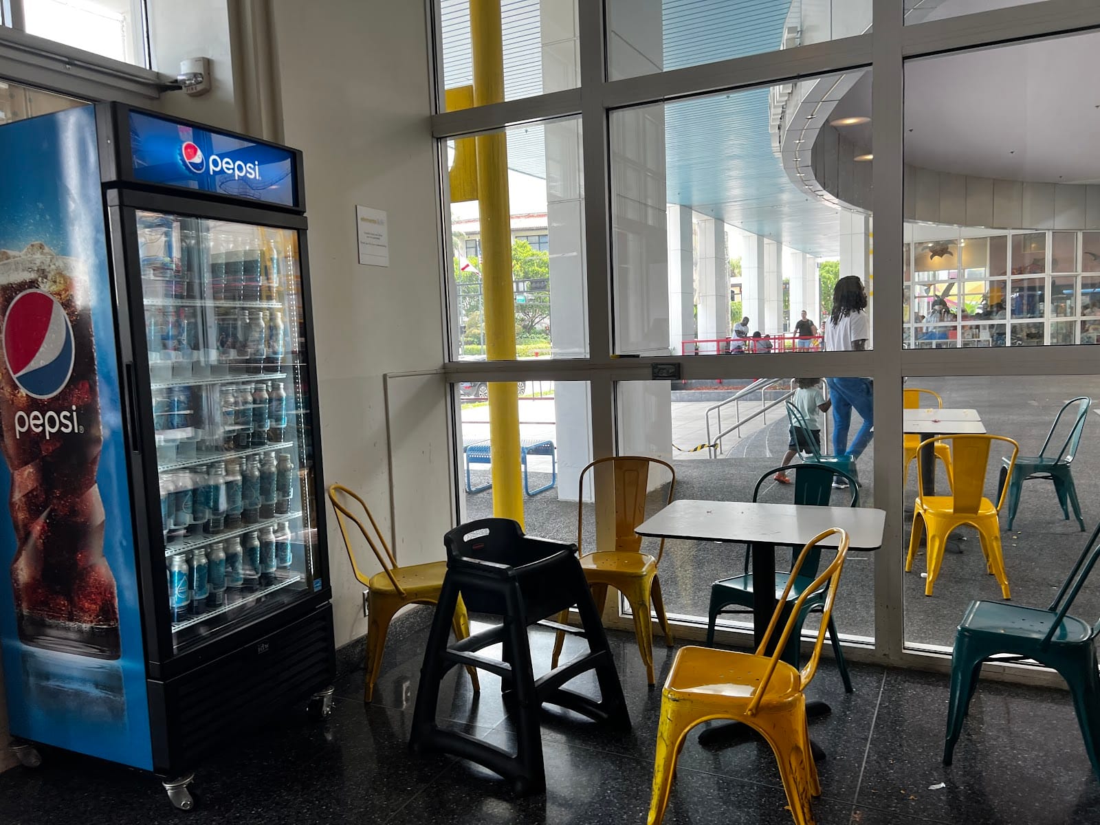 Elements Café