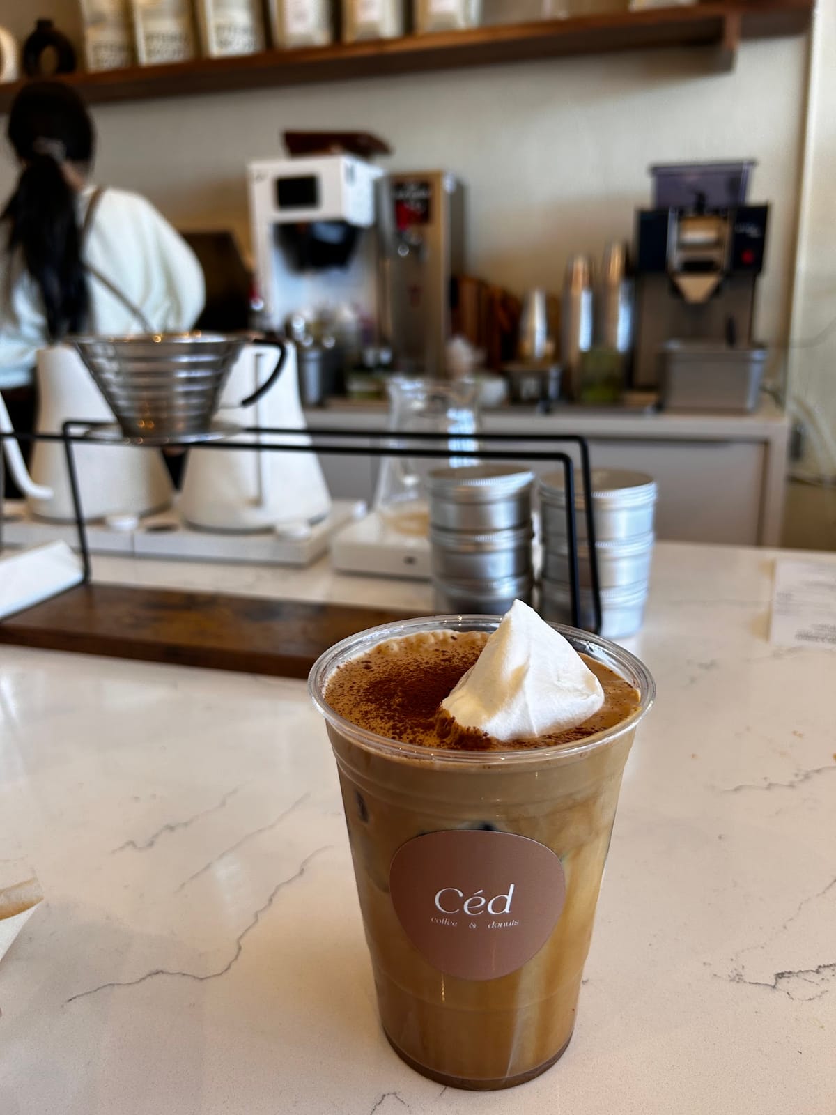 Céd Coffee & Donuts