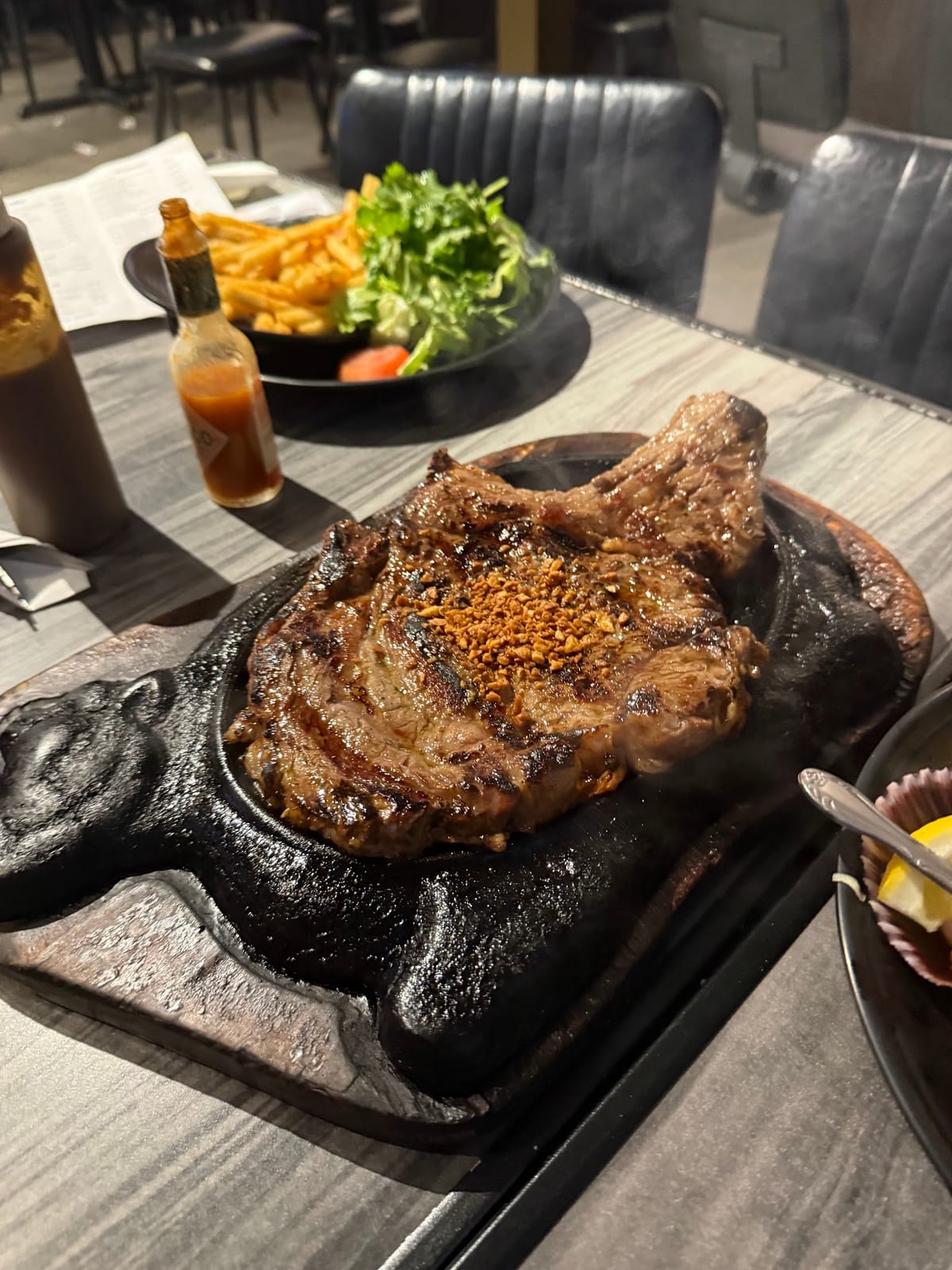 Cafe Artist Restaurant