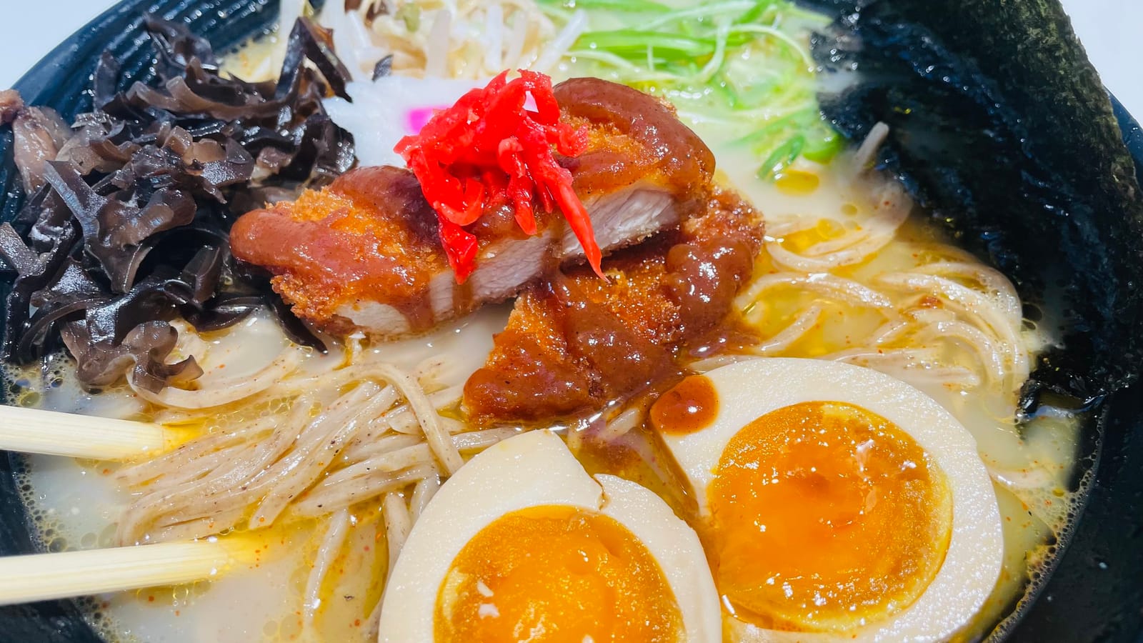Noodlepig Ramen and Boba Tea Shop photo 6