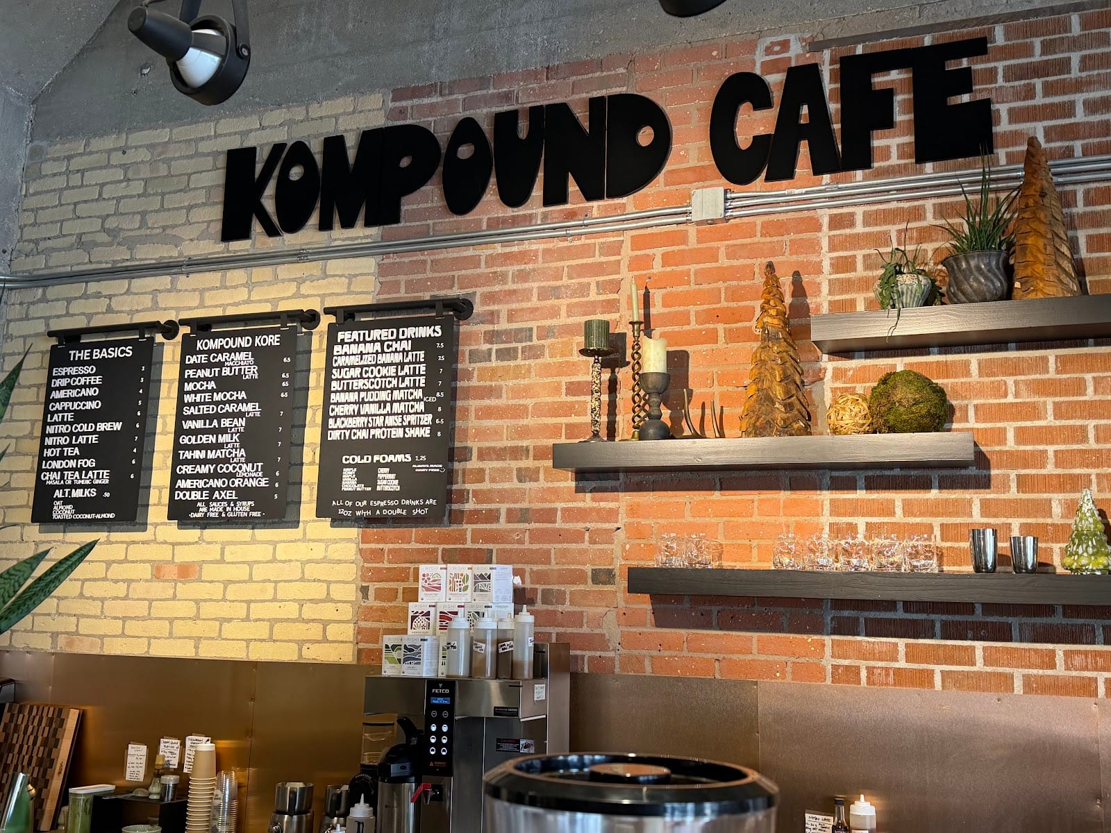 Kompound Cafe