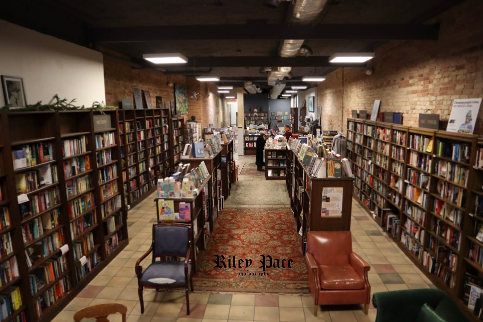 Lion's Mouth Bookstore and Coffee