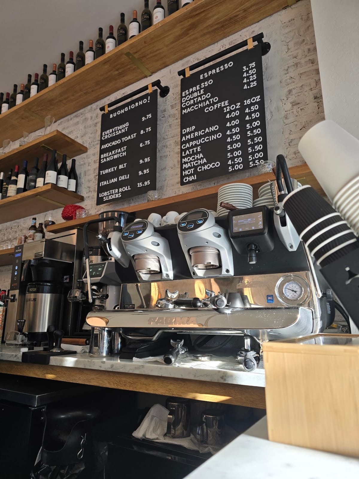 Fumo Caffe e Vino