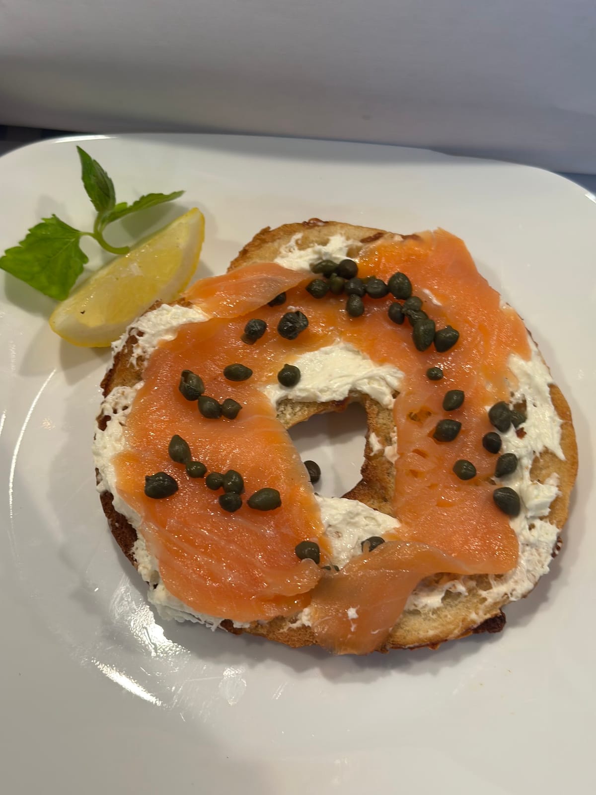 Nomi's Cafe