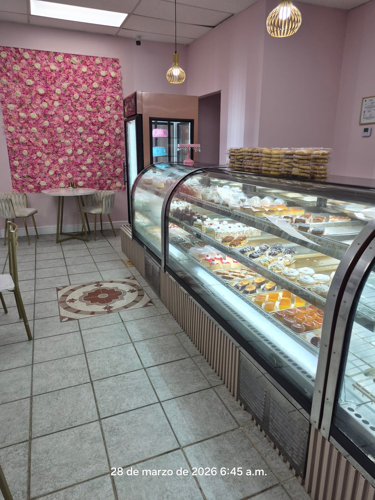 Capuchino Bakery Café