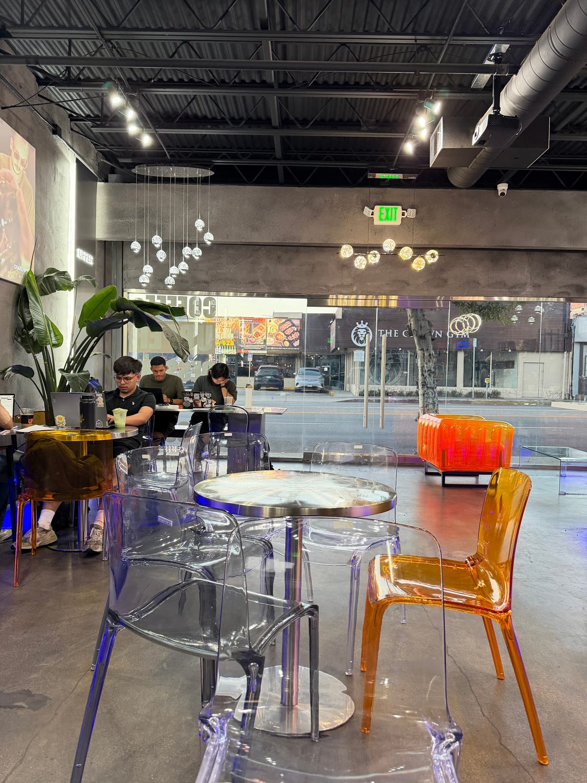 CAFE UPPER