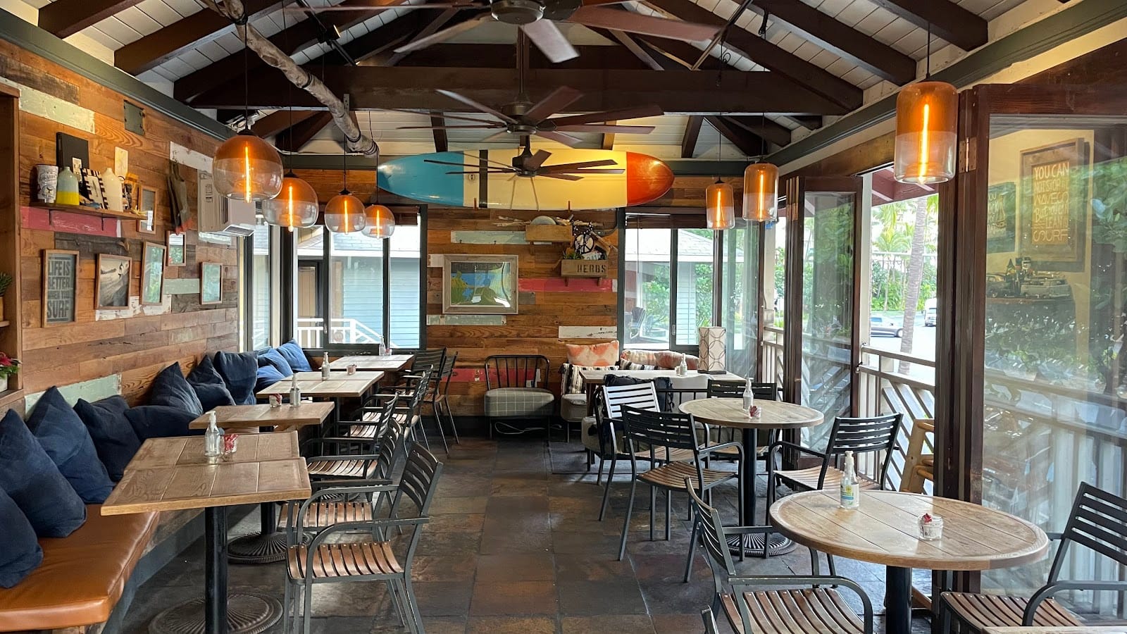 Goofy Cafe & Dine - Village