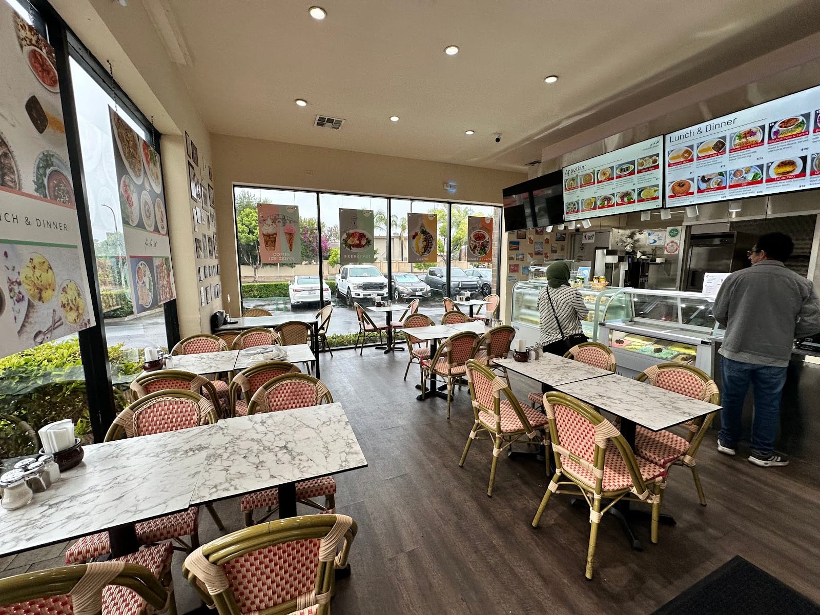 Cafe Naderi