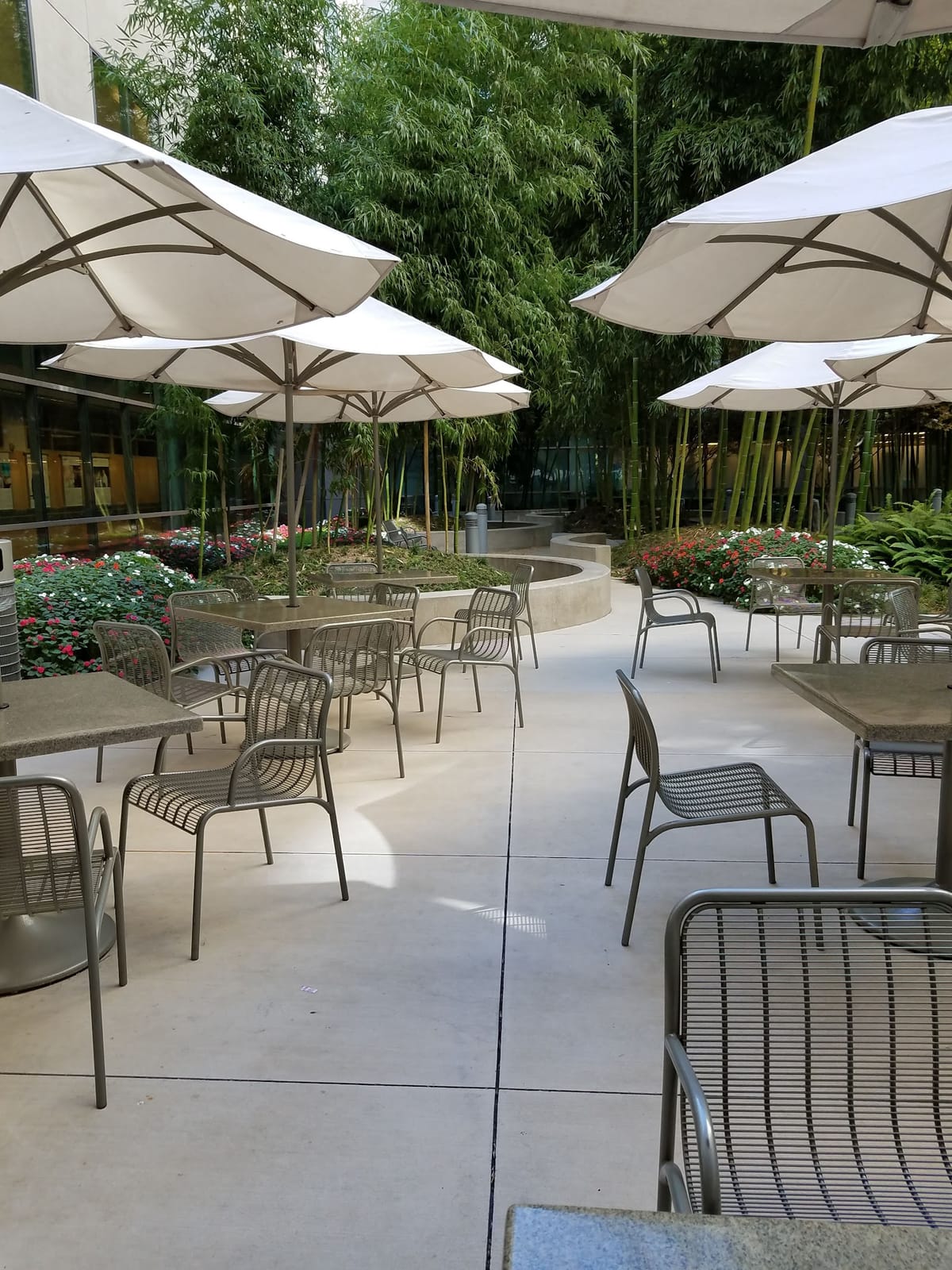 The Cafe at Kaiser Permanente Orange County - Irvine Medical Center photo 1