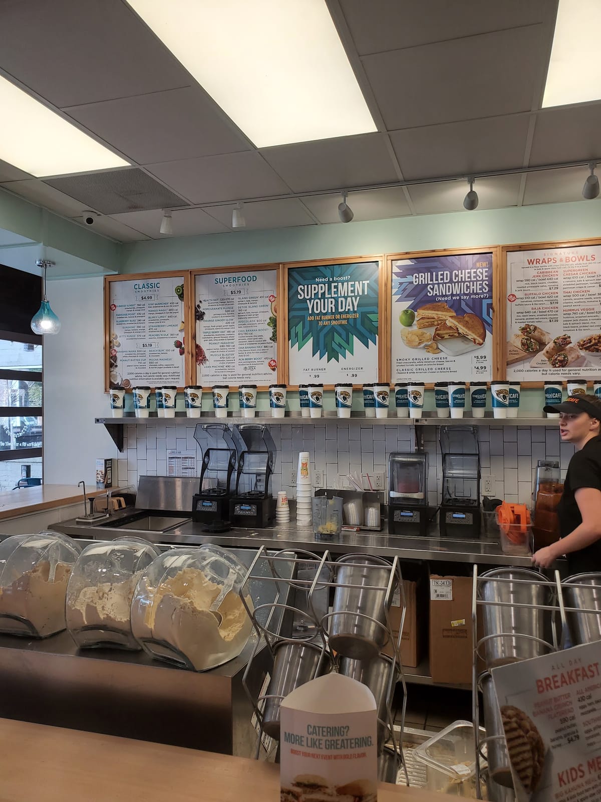 Tropical Smoothie Cafe
